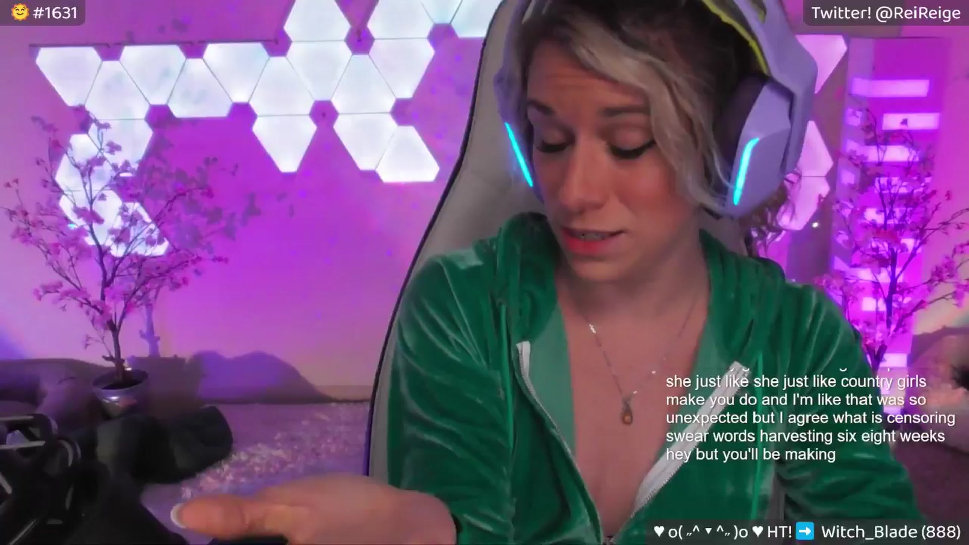 Gallery image thumbnail from Reige's myfreecams stream on, 06/13/2024, 07:20 image 14 of 20