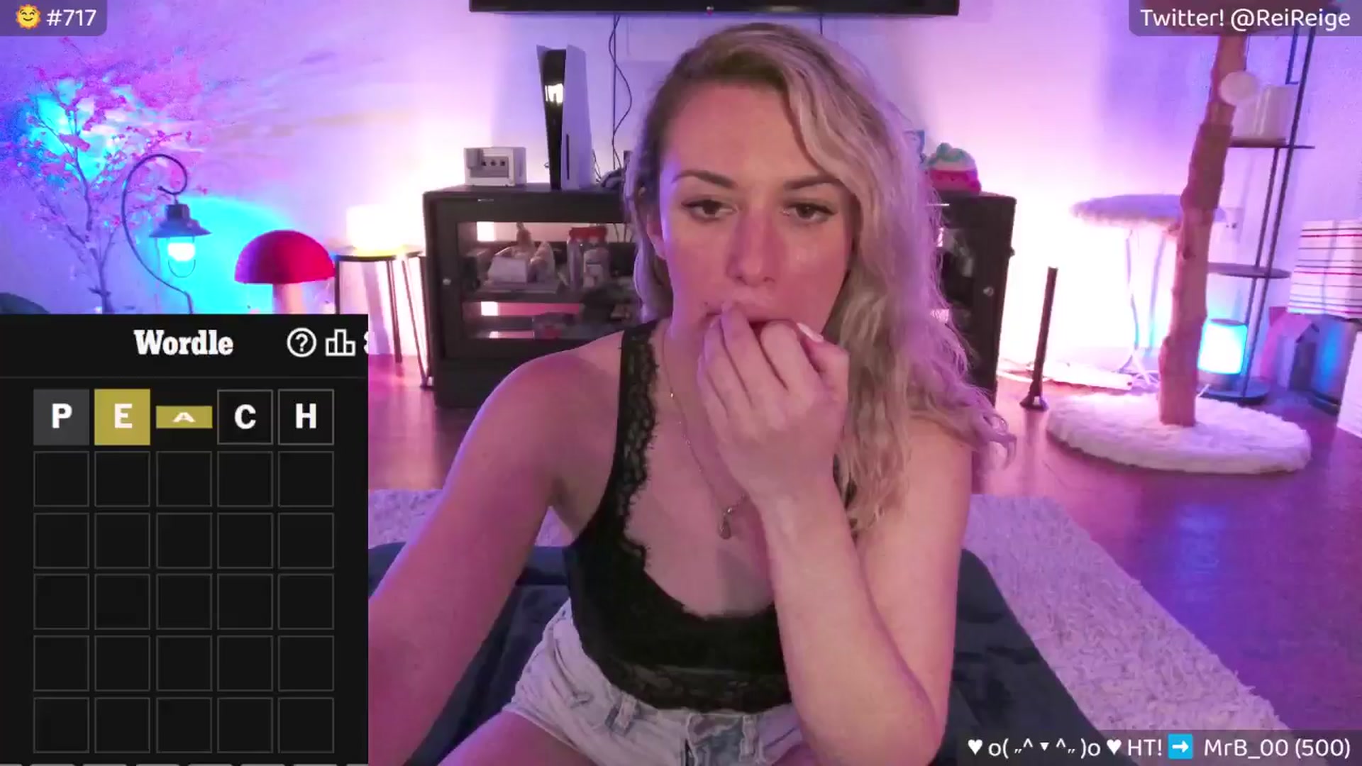 Gallery image thumbnail from Reige's myfreecams stream on, 06/26/2024, 09:13 image 15 of 20
