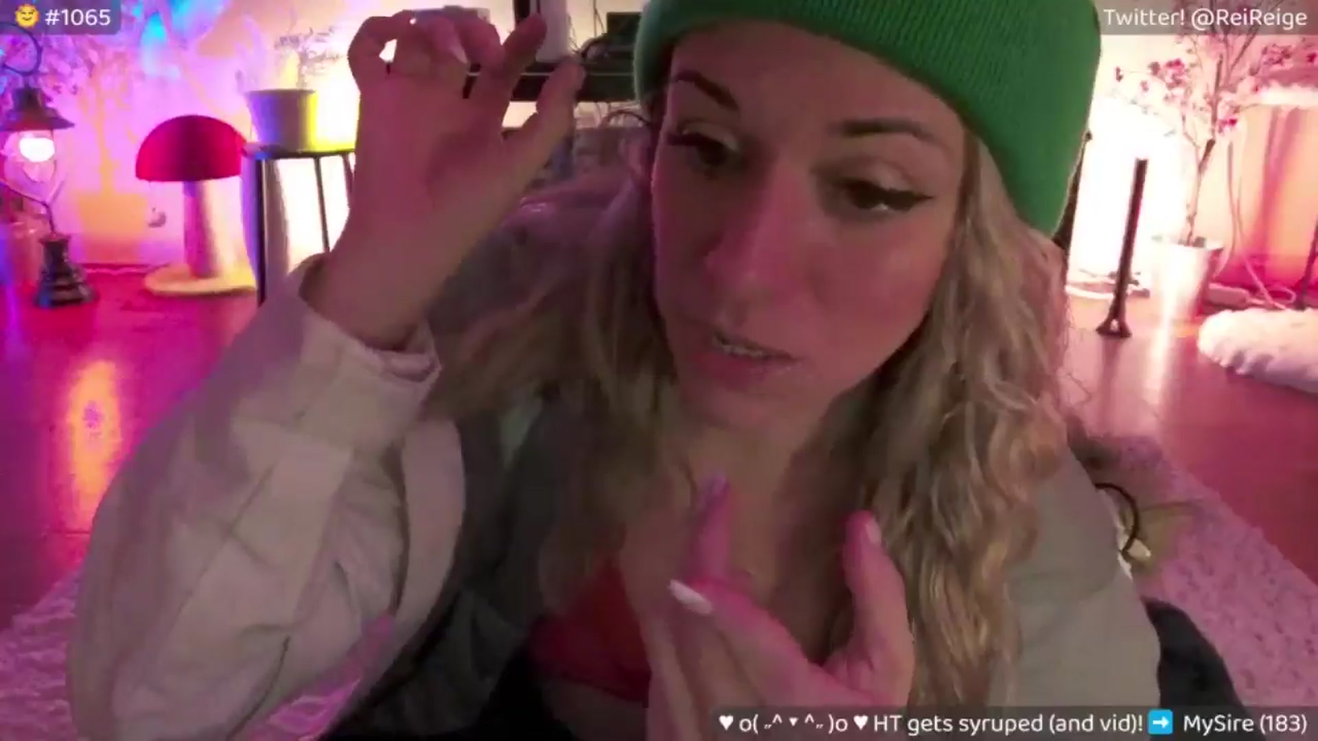 Gallery image thumbnail from Reige's myfreecams stream on, 07/03/2024, 09:38 image 17 of 20