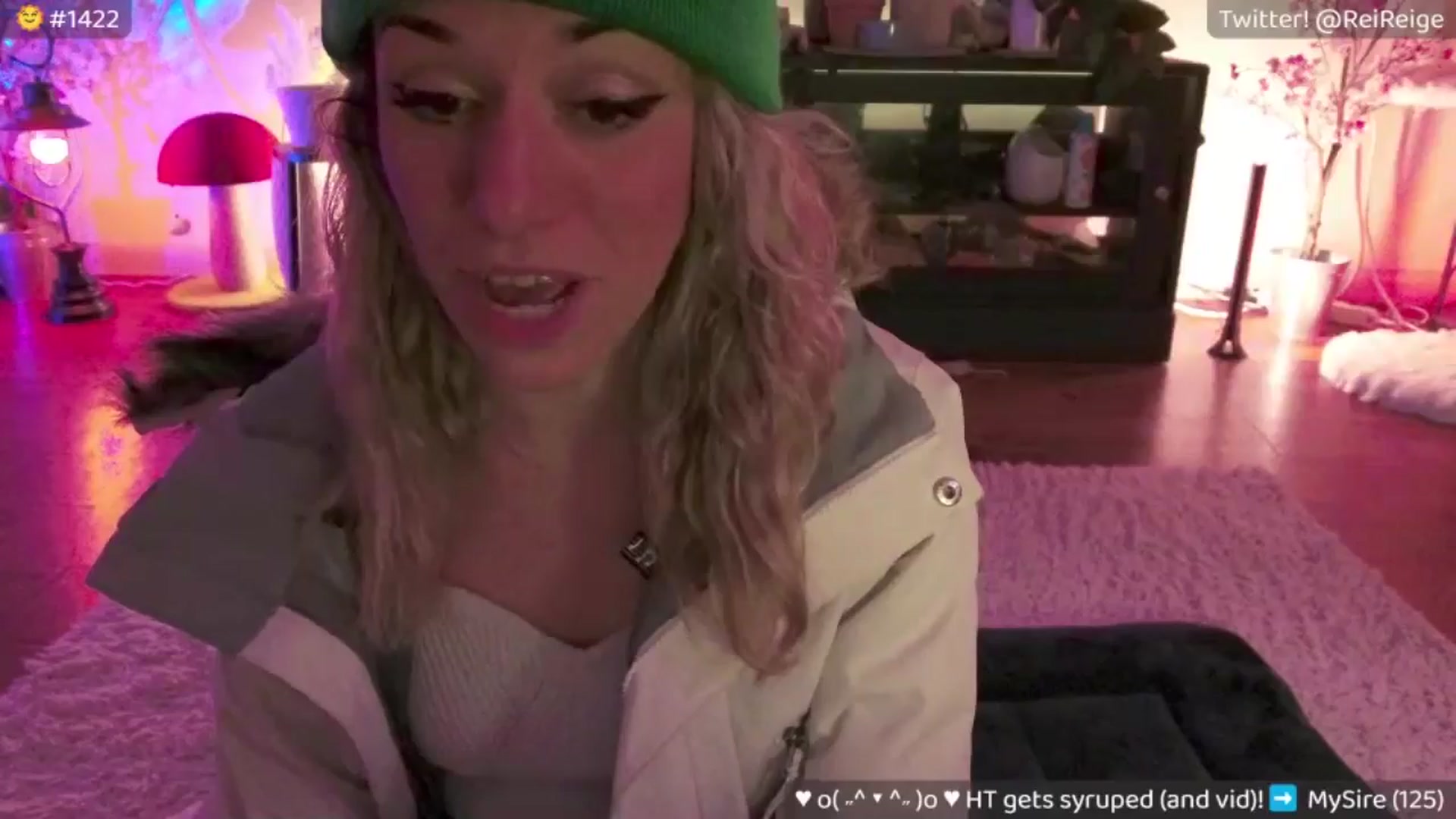 Gallery image thumbnail from Reige's myfreecams stream on, 07/03/2024, 09:38 image 12 of 20