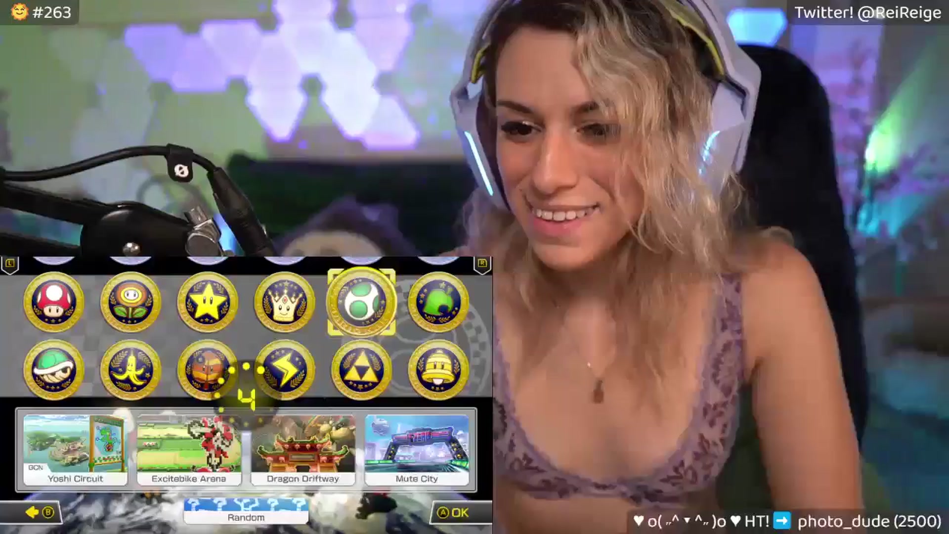Gallery image thumbnail from Reige's myfreecams stream on, 08/27/2024, 07:01 image 12 of 20