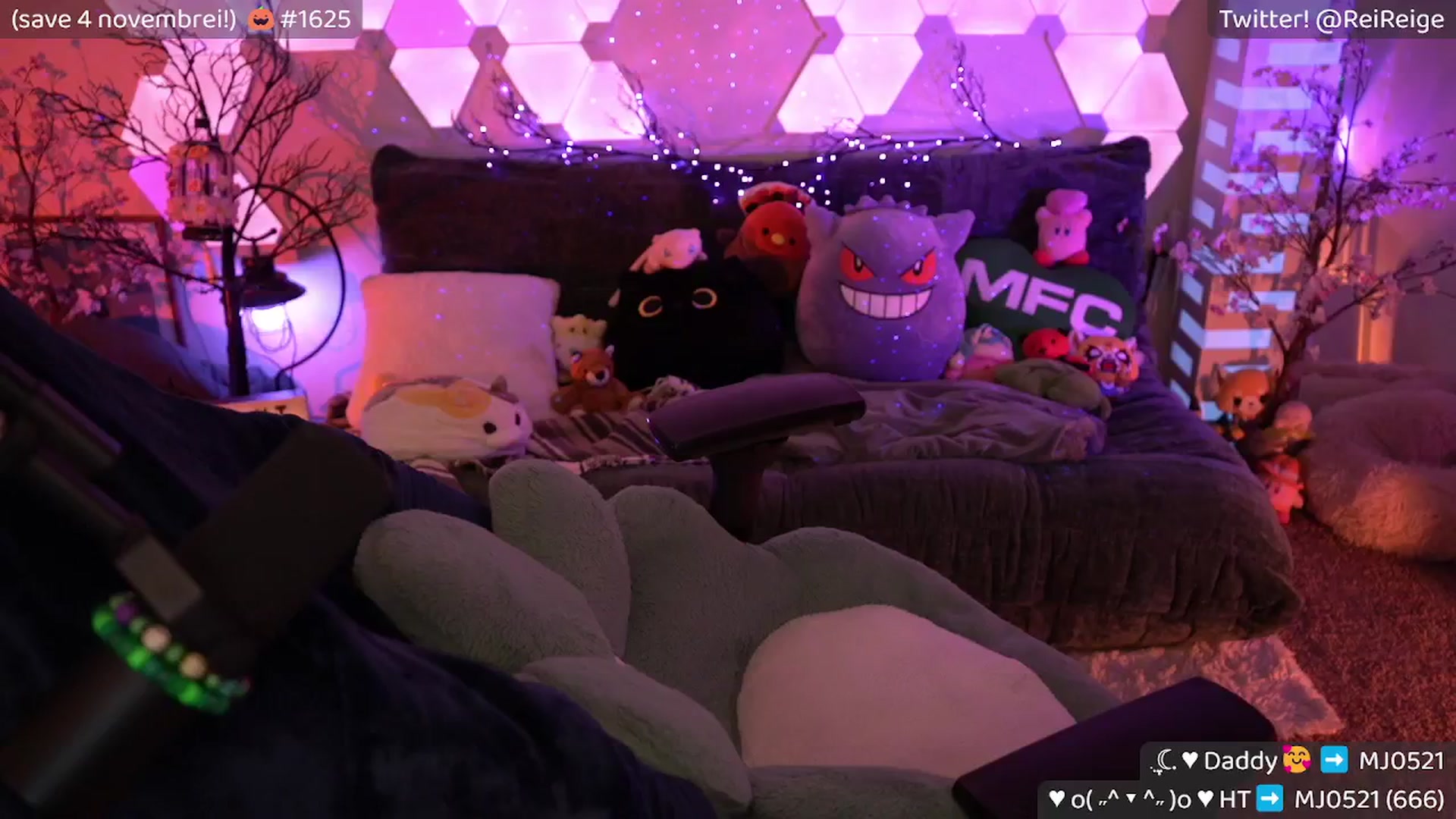 Gallery image thumbnail from Reige's myfreecams stream on, 10/06/2024, 10:00 image 14 of 20