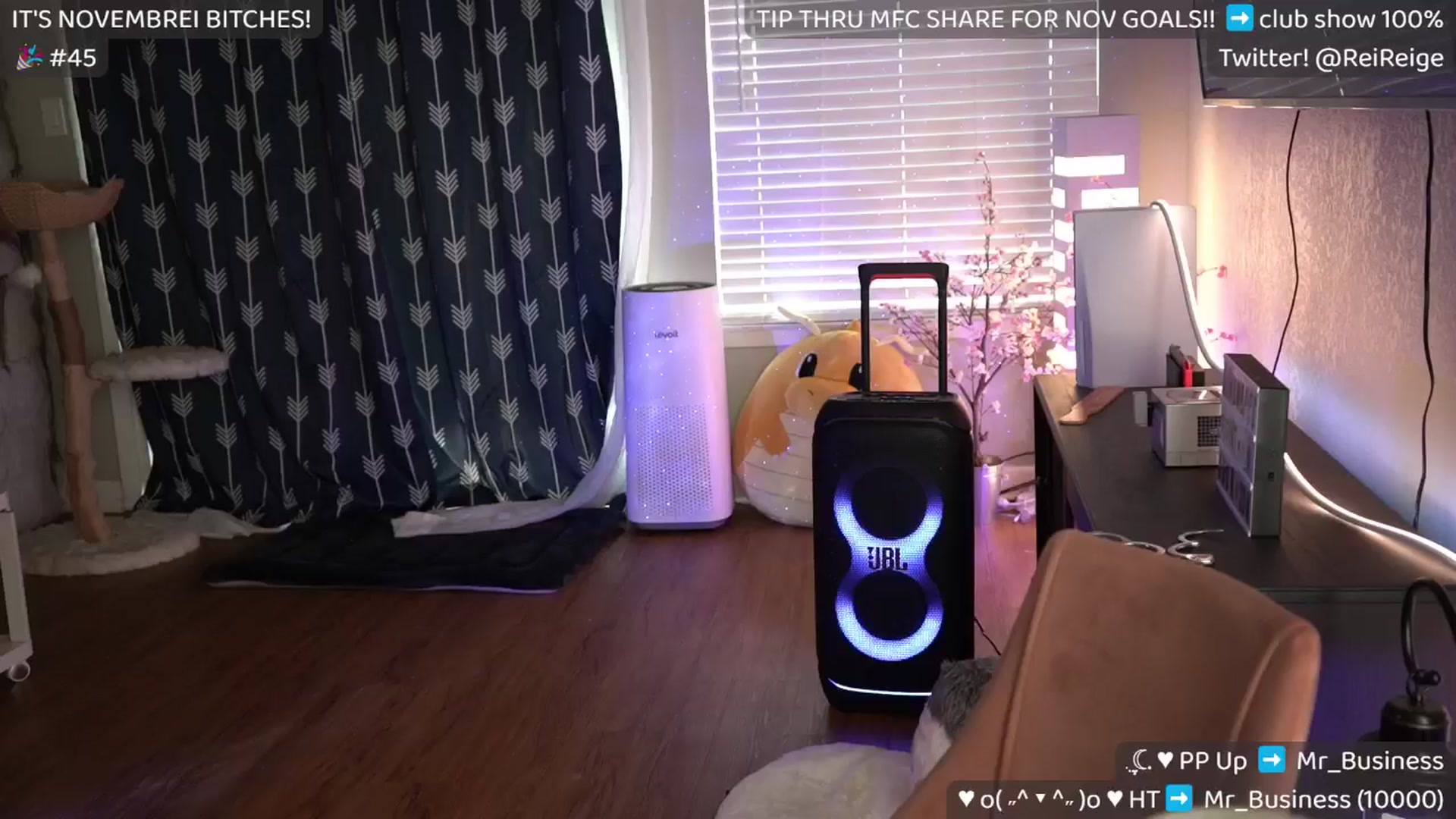 Gallery image thumbnail from Reige's myfreecams stream on, 11/17/2024, 16:19 image 9 of 20