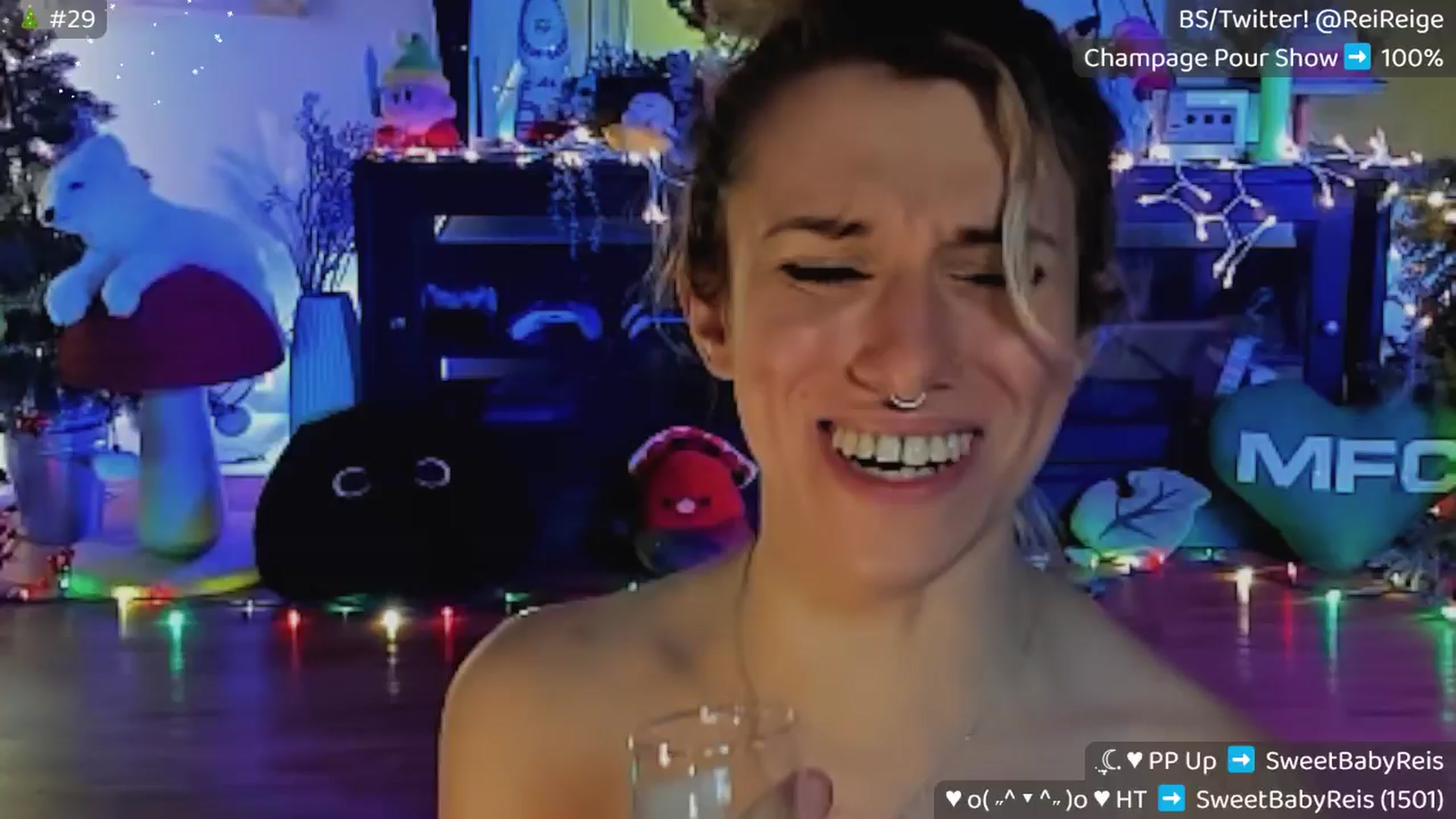 Gallery image thumbnail from Reige's myfreecams stream on, 01/01/2025, 12:04 image 17 of 20