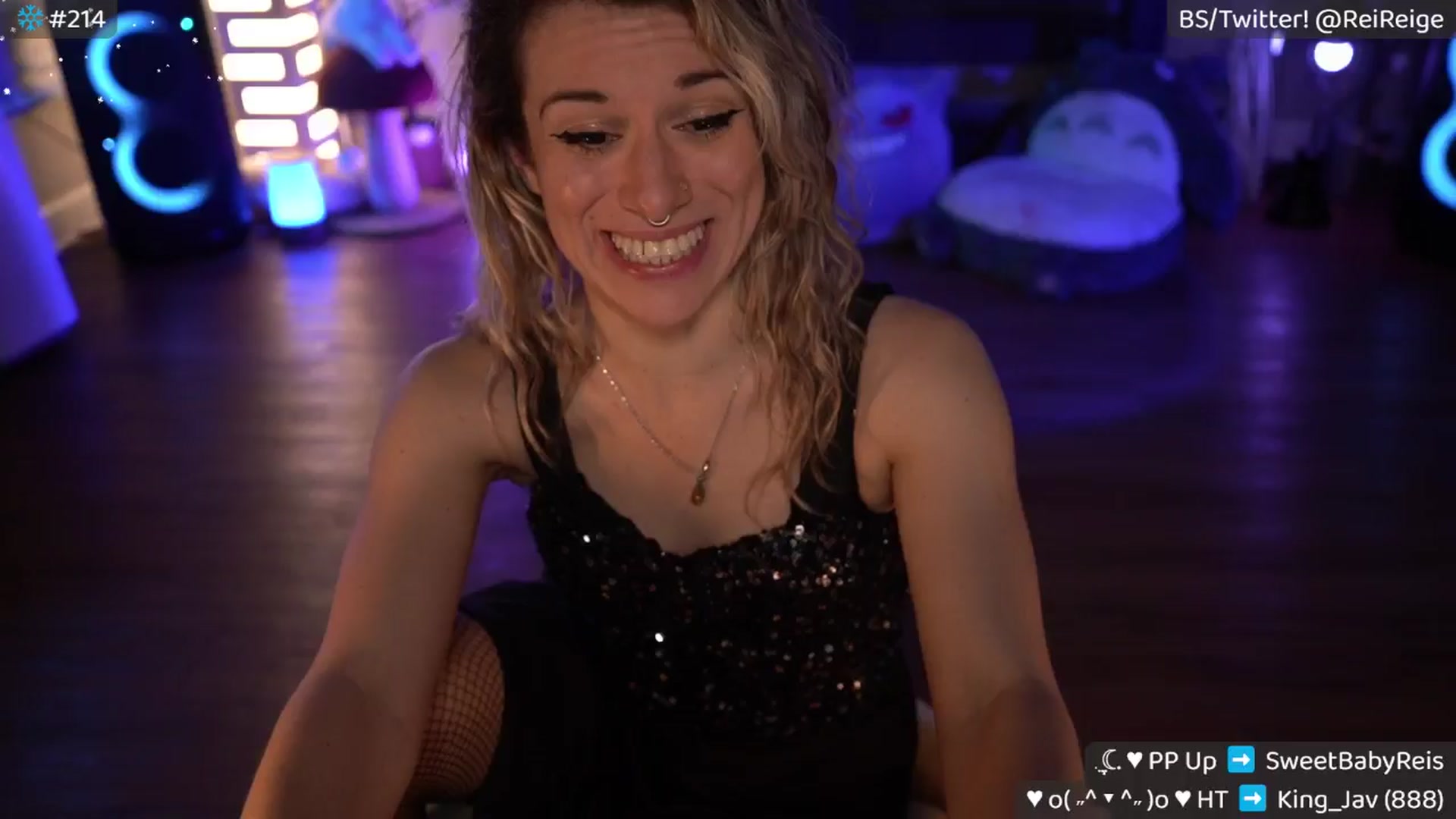 Gallery image thumbnail from Reige's myfreecams stream on, 01/04/2025, 09:34 image 13 of 20