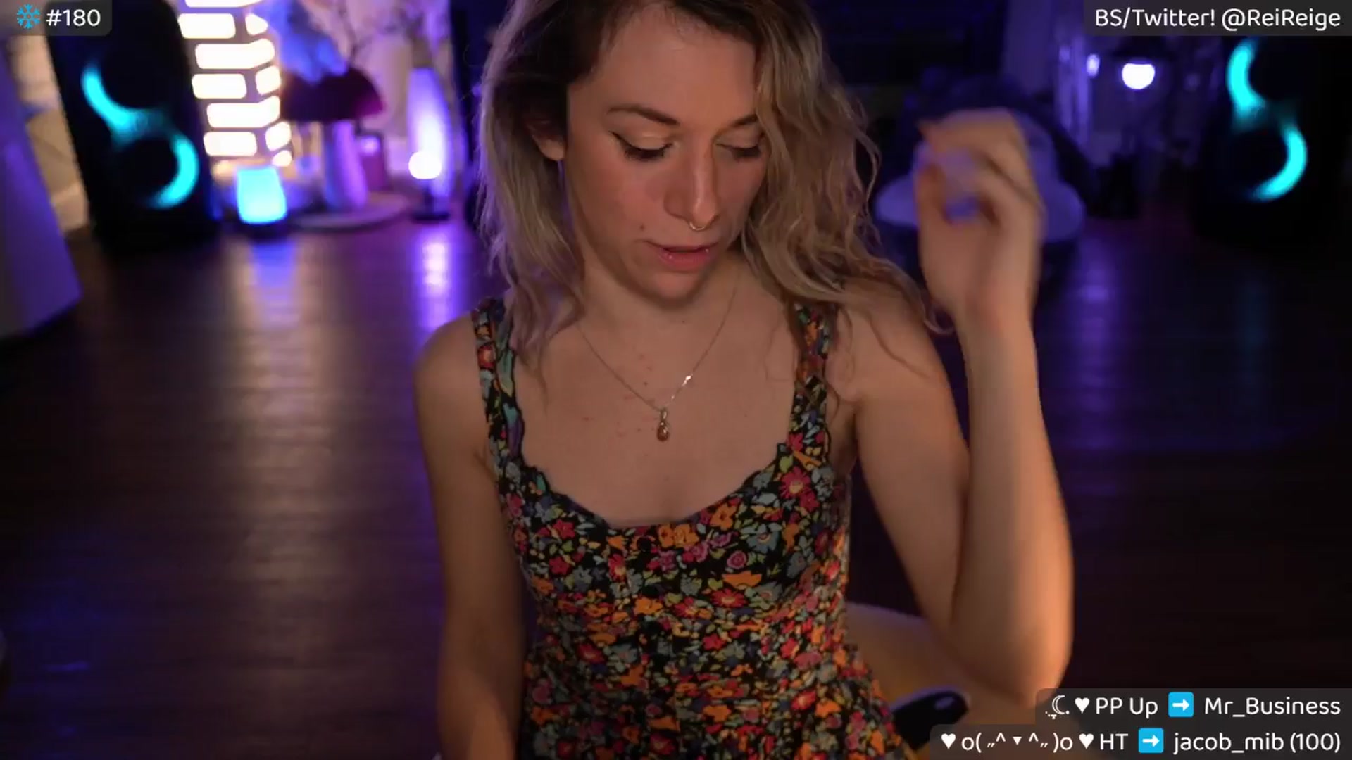 Gallery image thumbnail from Reige's myfreecams stream on, 01/08/2025, 13:36 image 7 of 20