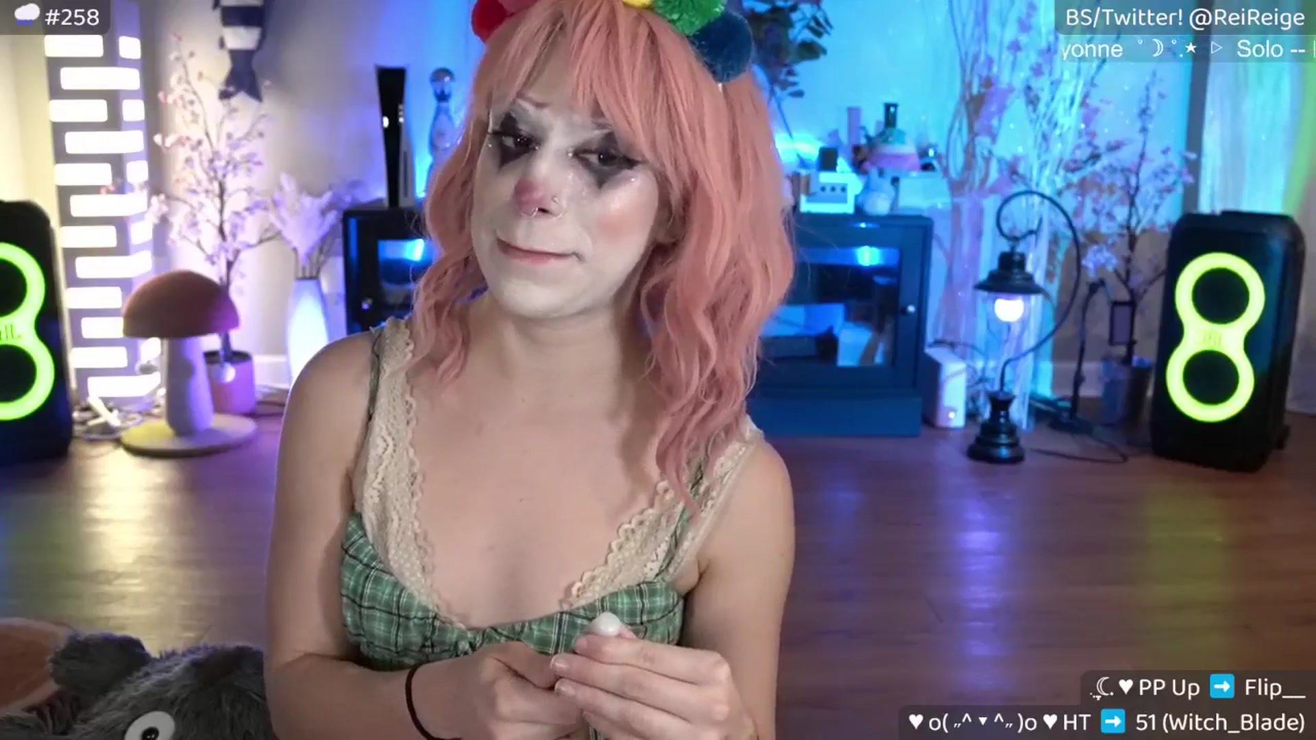 Gallery image thumbnail from Reige's myfreecams stream on, 04/02/2025, 11:55 image 10 of 20
