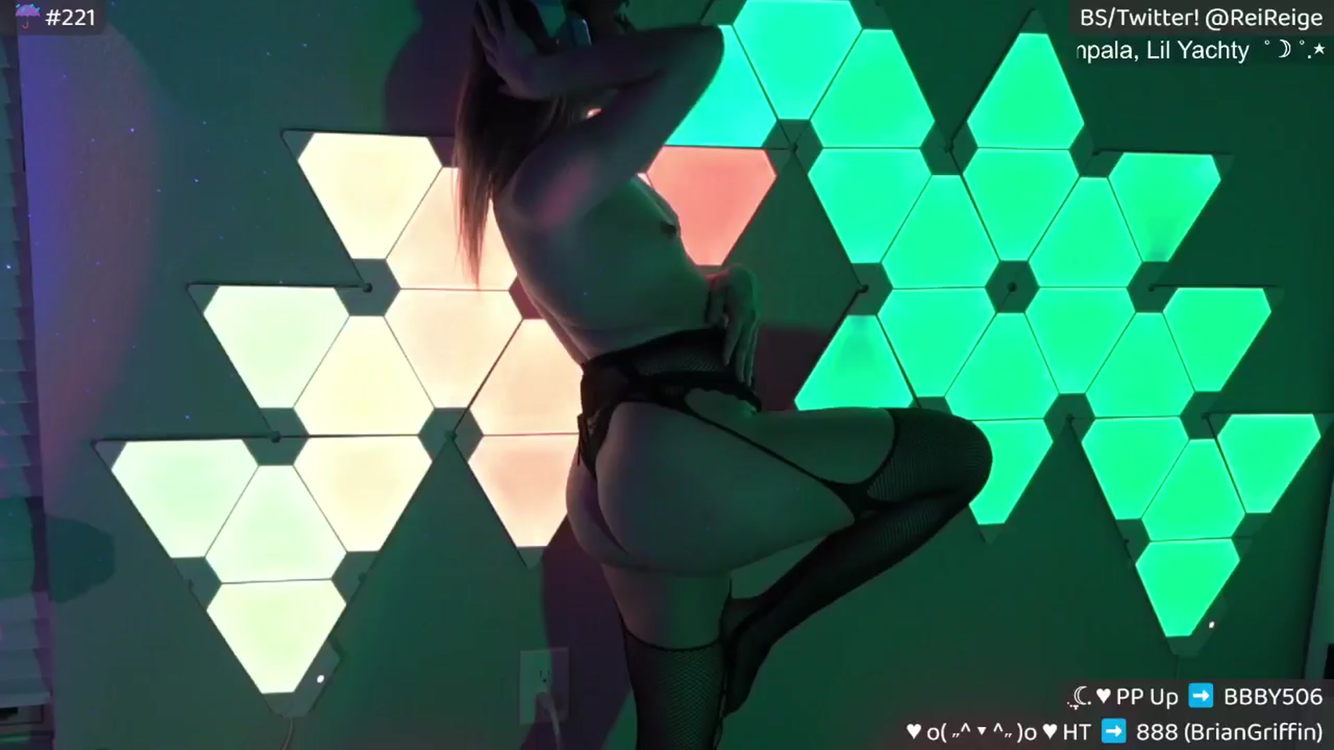 Gallery image thumbnail from Reige's myfreecams stream on, 04/06/2025, 11:29 image 13 of 20