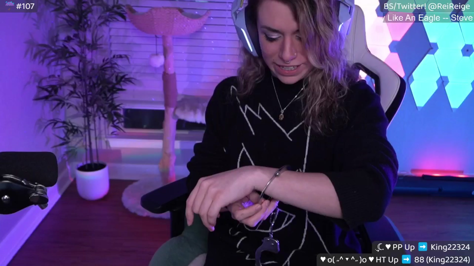 Gallery image thumbnail from Reige's myfreecams stream on, 04/13/2025, 07:55 image 5 of 20
