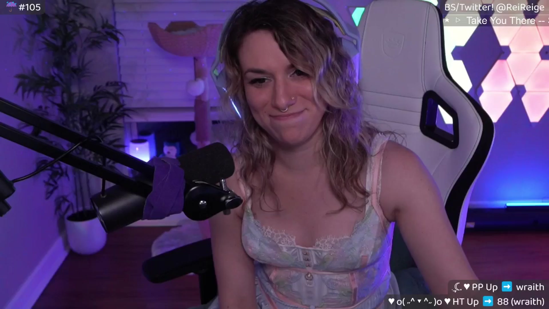 Gallery image thumbnail from Reige's myfreecams stream on, 04/28/2025, 09:48 image 6 of 20
