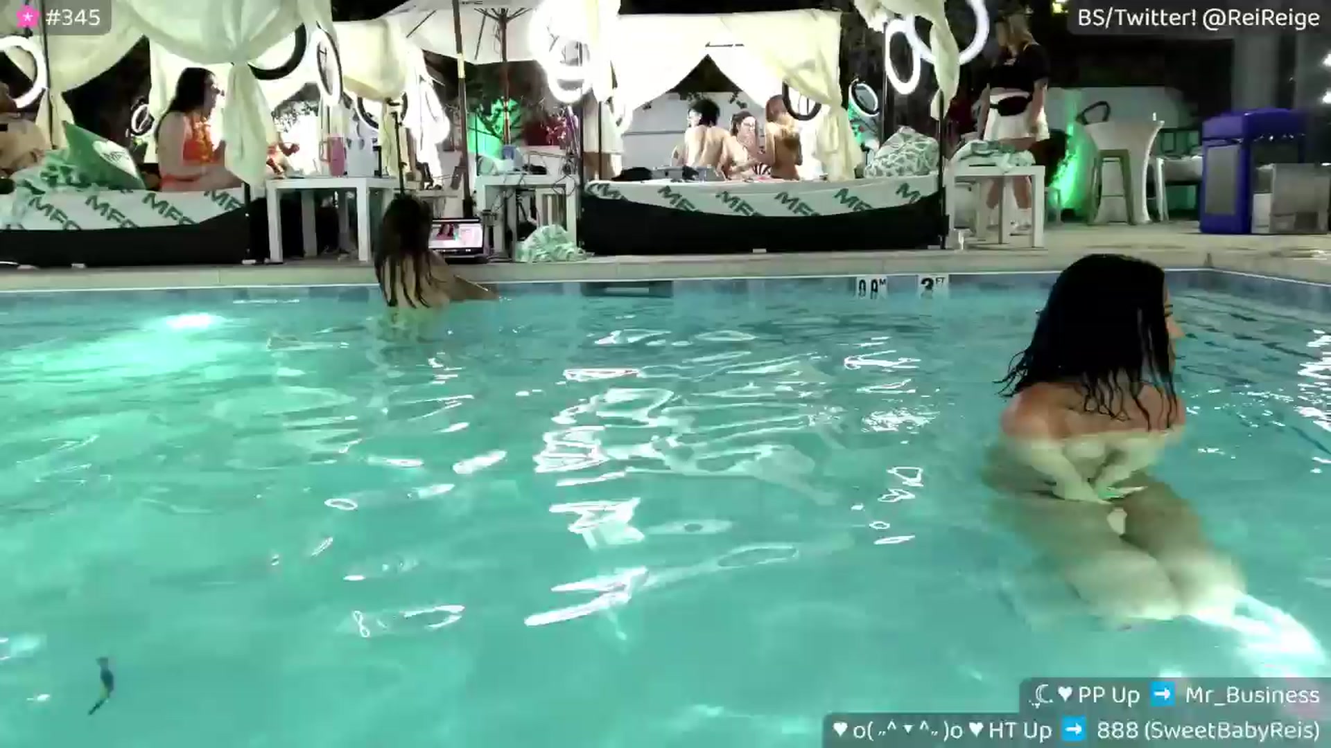 Gallery image thumbnail from Reige's myfreecams stream on, 05/21/2025, 06:38 image 17 of 20