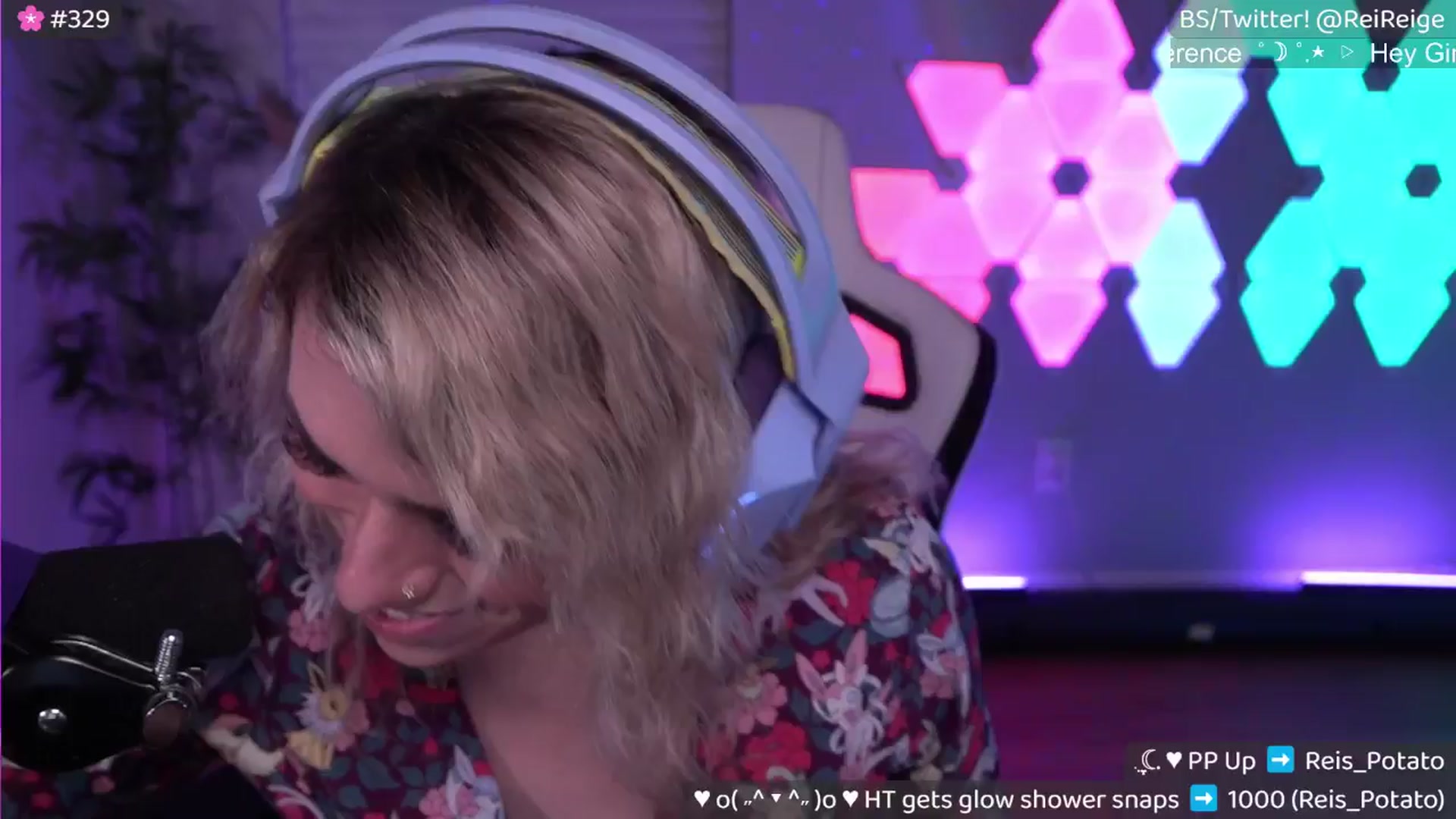 Gallery image thumbnail from Reige's myfreecams stream on, 05/24/2025, 07:00 image 10 of 20