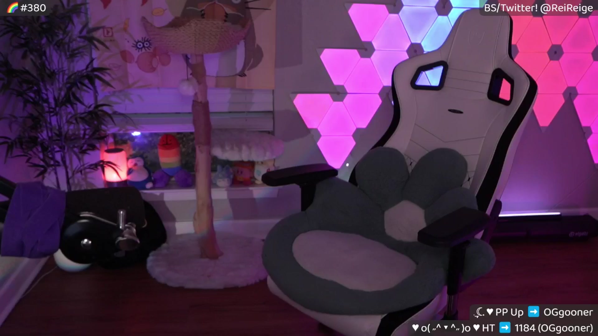 Gallery image thumbnail from Reige's myfreecams stream on, 06/27/2025, 12:45 image 7 of 20