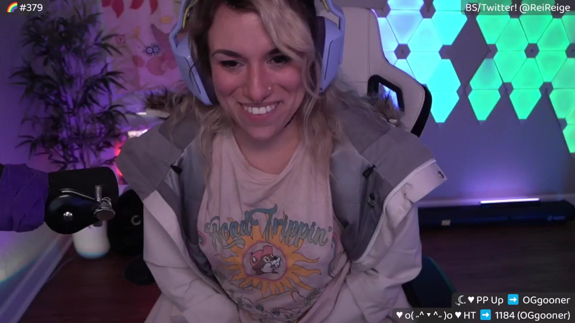Gallery image thumbnail from Reige's myfreecams stream on, 06/27/2025, 12:45 image 19 of 20