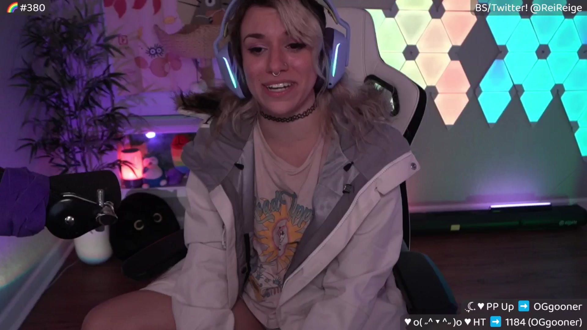 Gallery image thumbnail from Reige's myfreecams stream on, 06/27/2025, 12:45 image 10 of 20