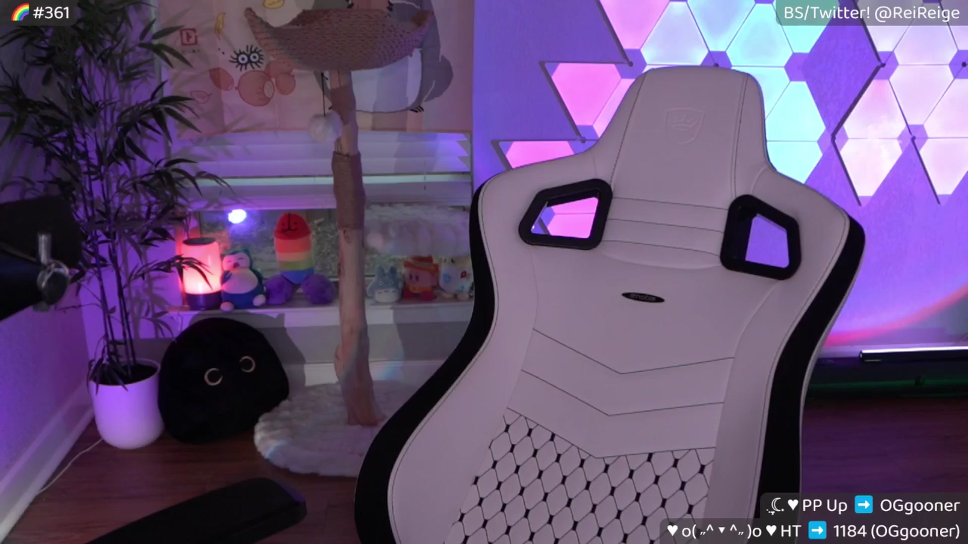 Gallery image thumbnail from Reige's myfreecams stream on, 06/27/2025, 14:29 image 8 of 20