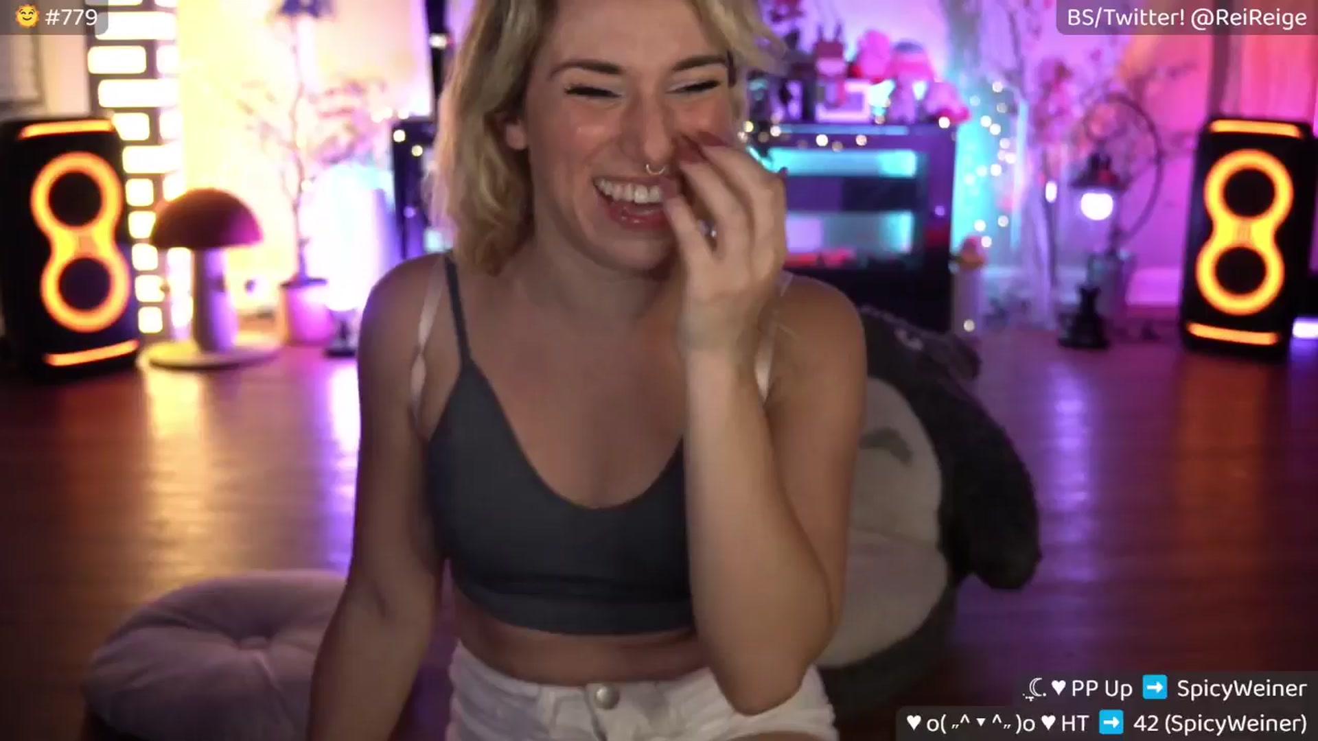 Gallery image thumbnail from Reige's myfreecams stream on, 08/14/2025, 09:08 image 8 of 20