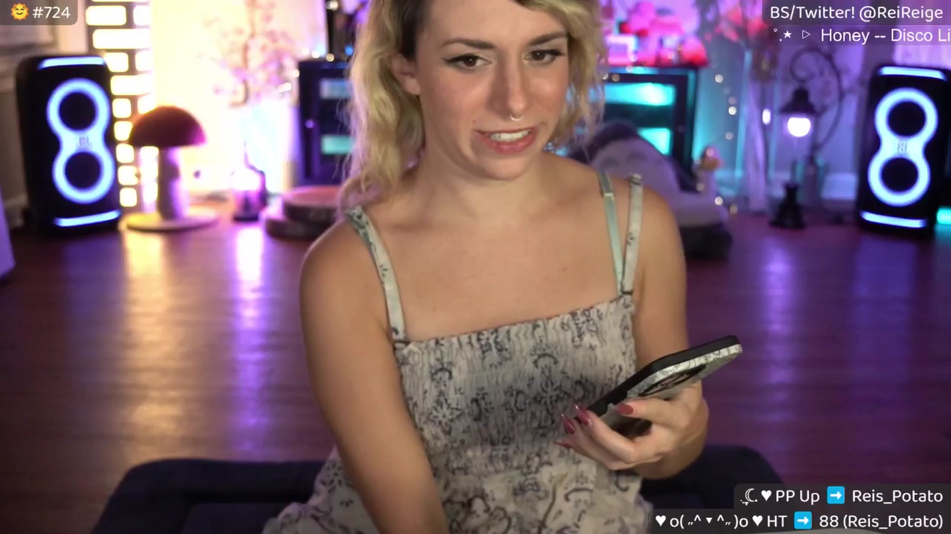 Gallery image thumbnail from Reige's myfreecams stream on, 08/22/2025, 07:17 image 20 of 20