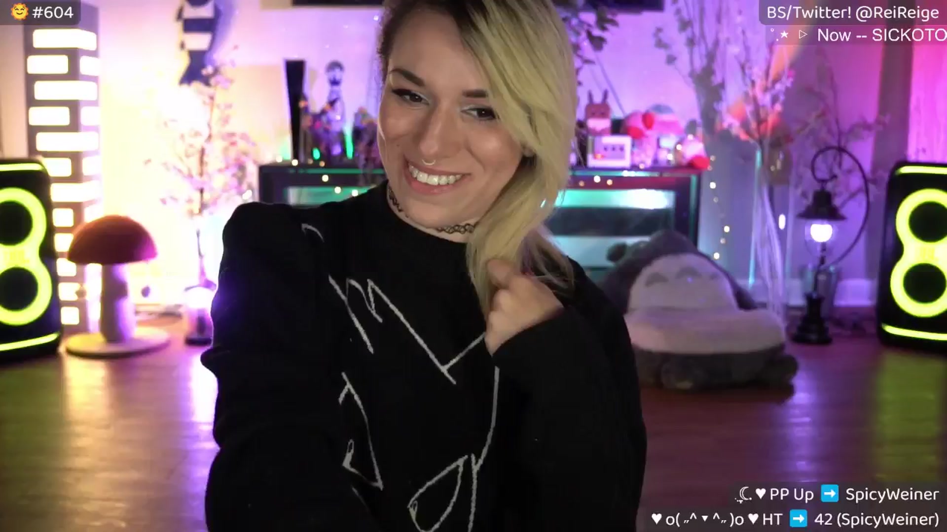 Gallery image thumbnail from Reige's myfreecams stream on, 08/24/2025, 07:59 image 15 of 20