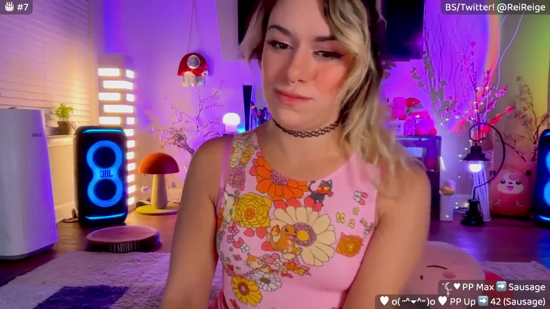 Gallery image thumbnail from Reige's myfreecams stream on, 11/04/2025, 12:30 image 2 of 20