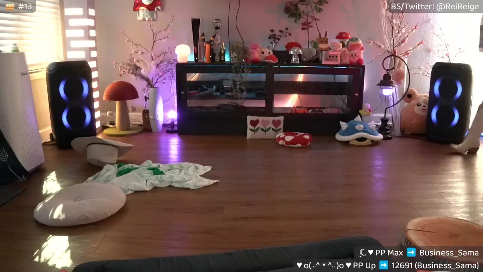 Gallery image thumbnail from Reige's myfreecams stream on, 11/16/2025, 19:21 image 1 of 20