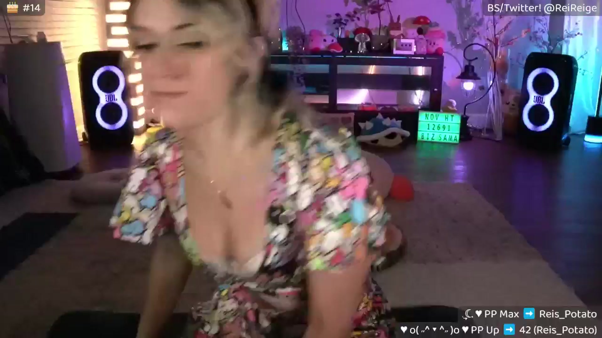 Gallery image thumbnail from Reige's myfreecams stream on, 11/18/2025, 10:03 image 3 of 20