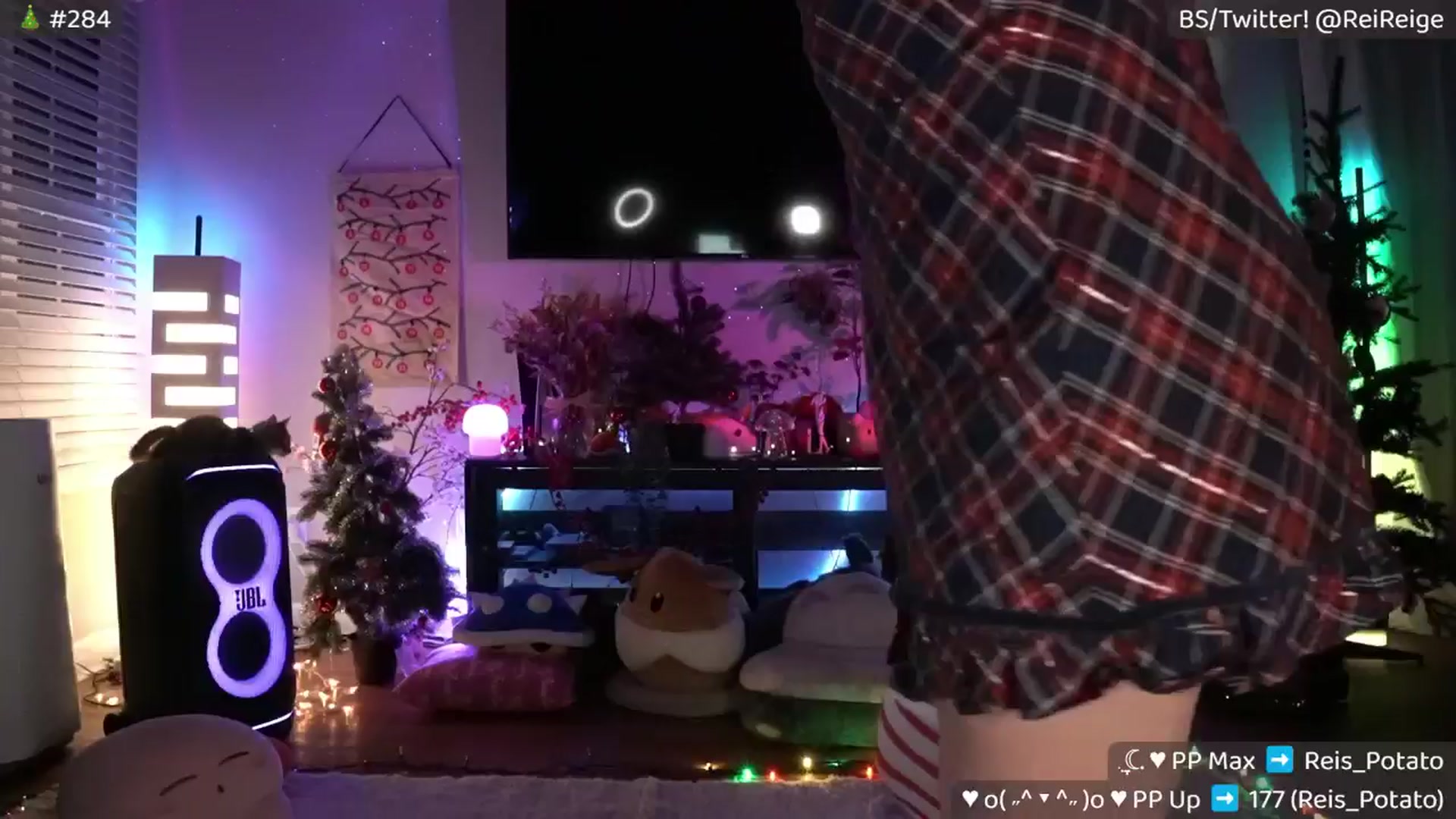 Gallery image thumbnail from Reige's myfreecams stream on, 12/14/2025, 08:18 image 18 of 20