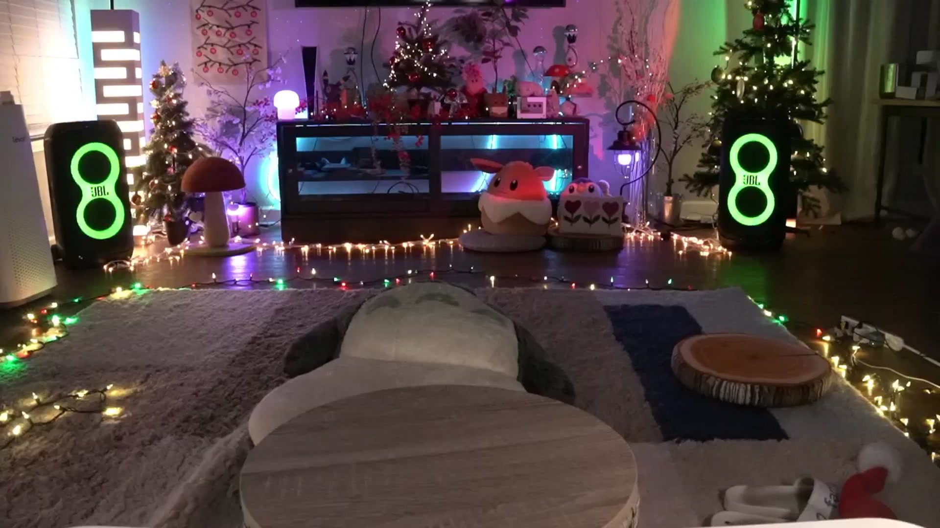 Gallery image thumbnail from Reige's myfreecams stream on, 12/19/2025, 14:09 image 6 of 20