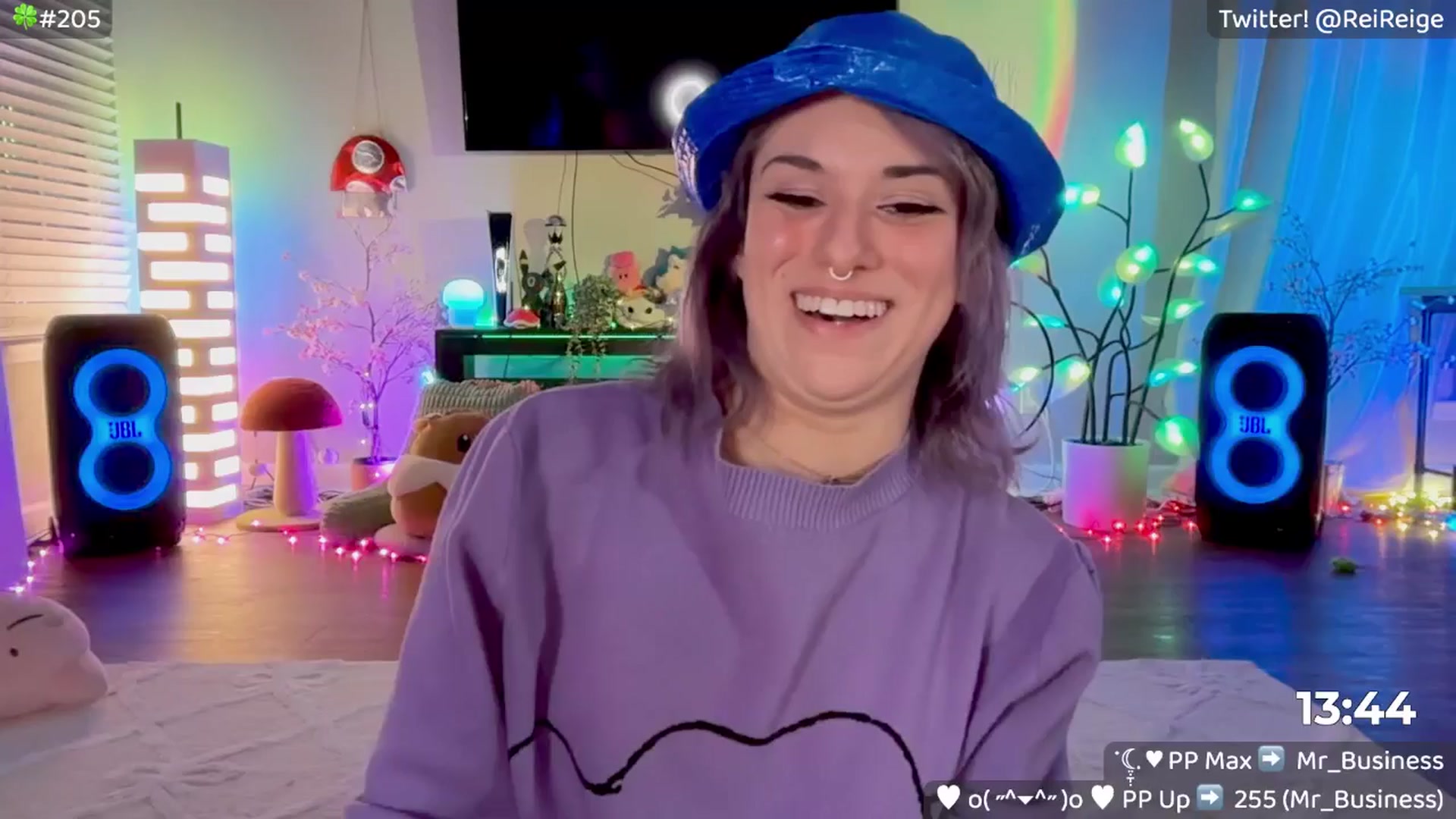 Gallery image thumbnail from Reige's myfreecams stream on, 03/10/2026, 11:06 image 5 of 20