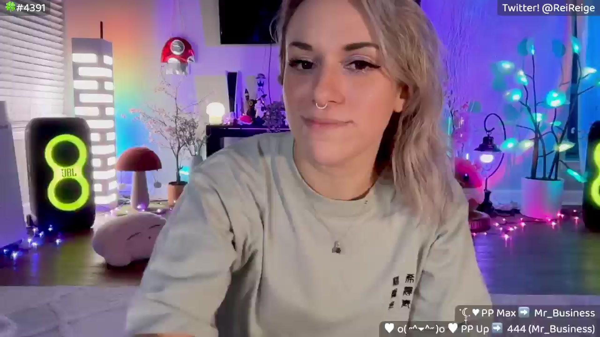 Gallery image thumbnail from Reige's myfreecams stream on, 04/12/2026, 11:54 image 7 of 20