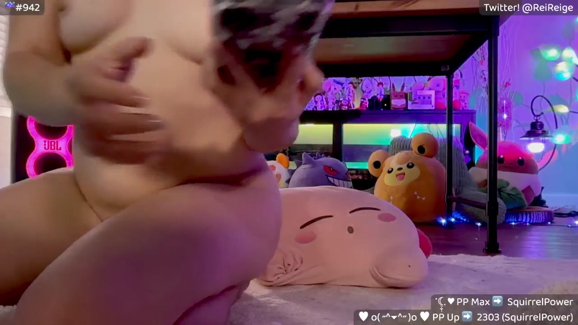 Gallery image thumbnail from Reige's myfreecams stream on, 04/17/2026, 10:11 image 17 of 20
