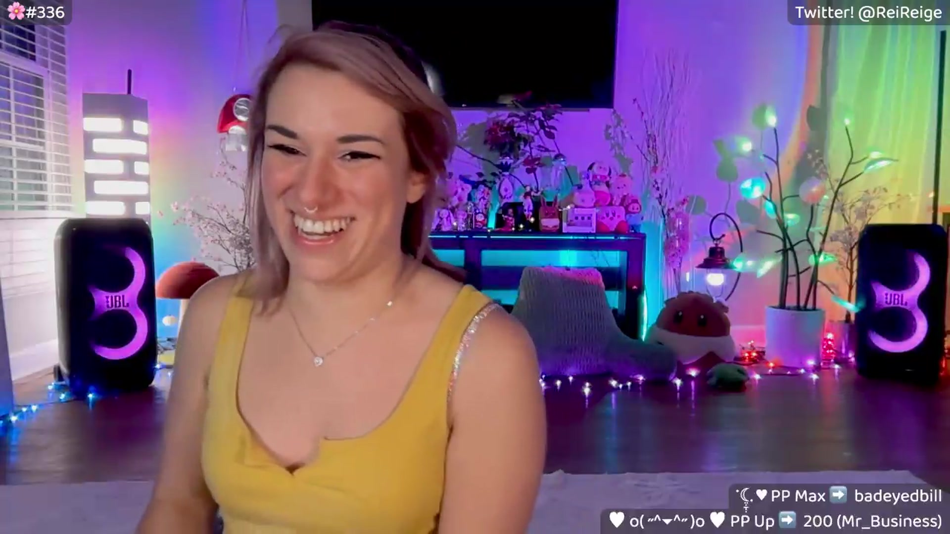 Gallery image thumbnail from Reige's myfreecams stream on, 05/03/2026, 09:46 image 9 of 20