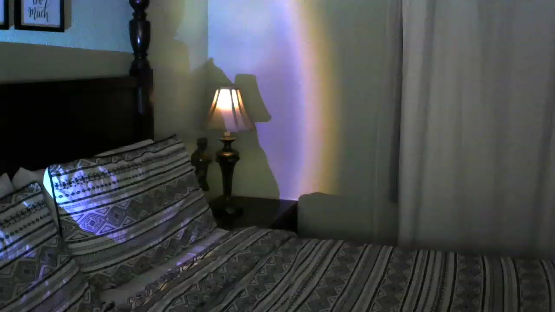 Gallery image thumbnail from ReinaVictoria's myfreecams stream on, 12/03/2022, 22:23 image 18 of 20