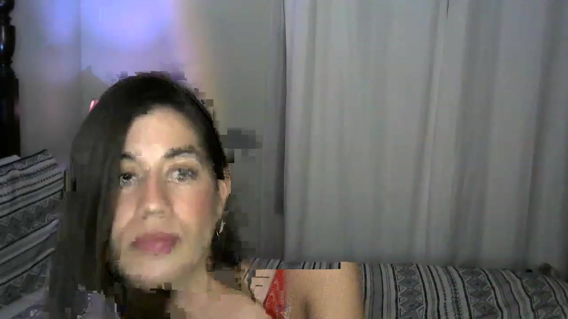 Gallery image thumbnail from ReinaVictoria's myfreecams stream on, 12/03/2022, 23:39 image 6 of 20