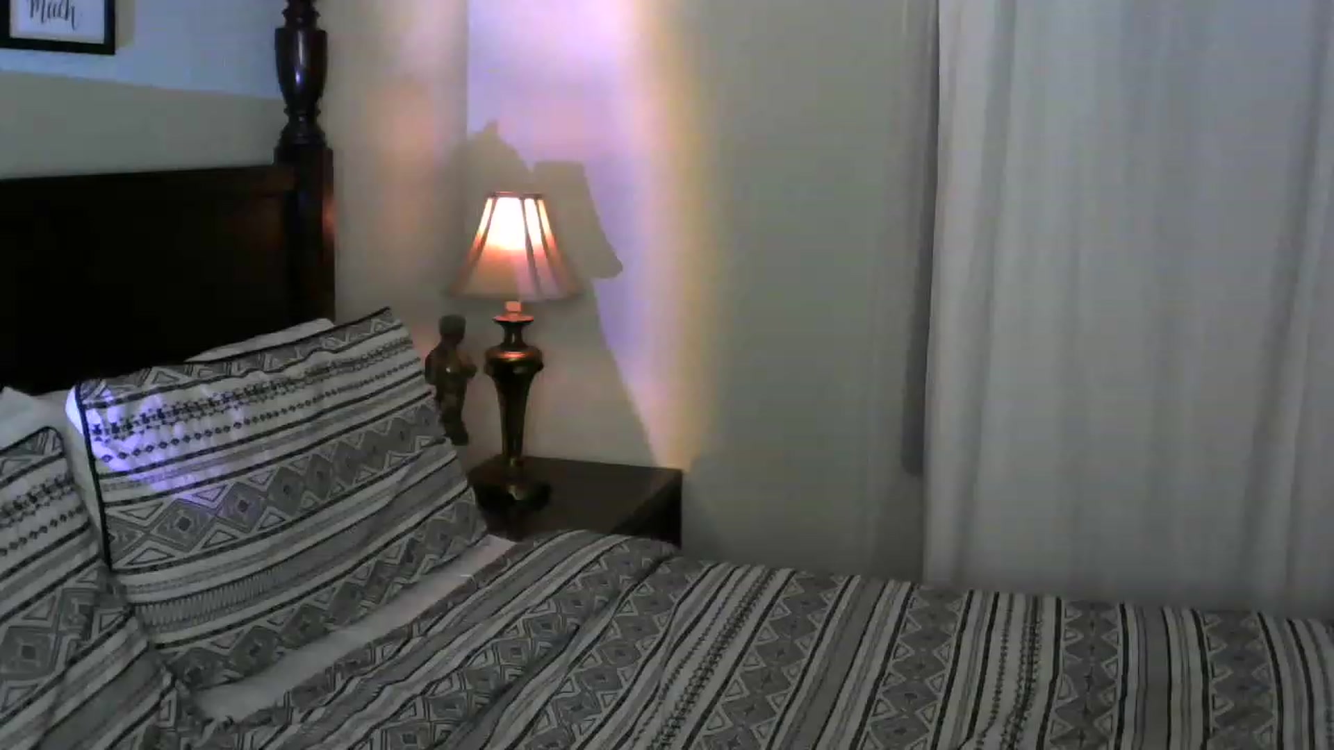 Gallery image thumbnail from ReinaVictoria's myfreecams stream on, 12/04/2022, 24:53 image 8 of 20