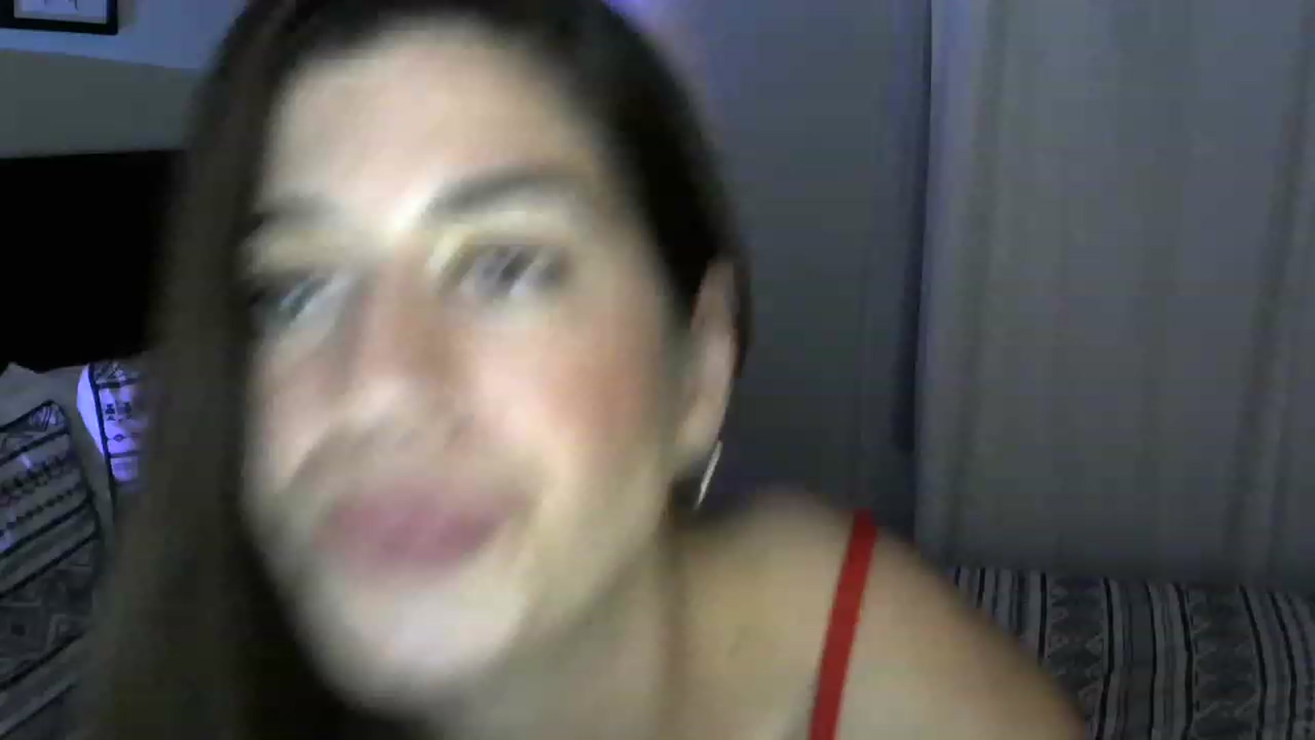 Gallery image thumbnail from ReinaVictoria's myfreecams stream on, 12/04/2022, 03:49 image 3 of 20