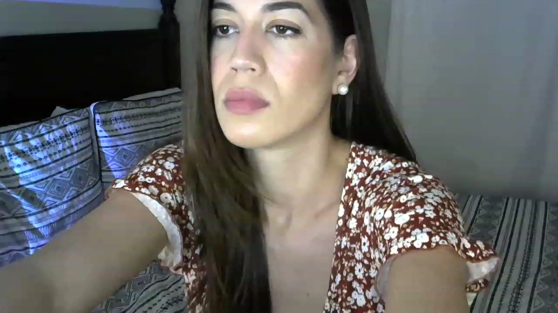 Gallery image thumbnail from ReinaVictoria's myfreecams stream on, 12/05/2022, 16:51 image 1 of 20