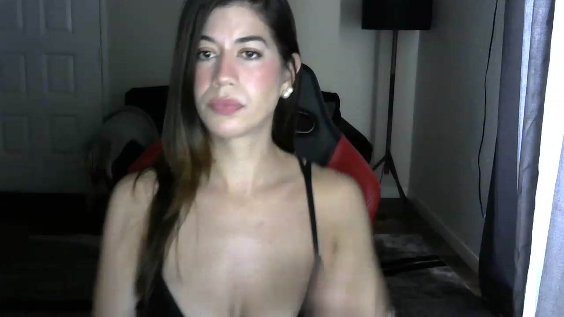 Gallery image thumbnail from ReinaVictoria's myfreecams stream on, 12/09/2022, 15:14 image 8 of 20