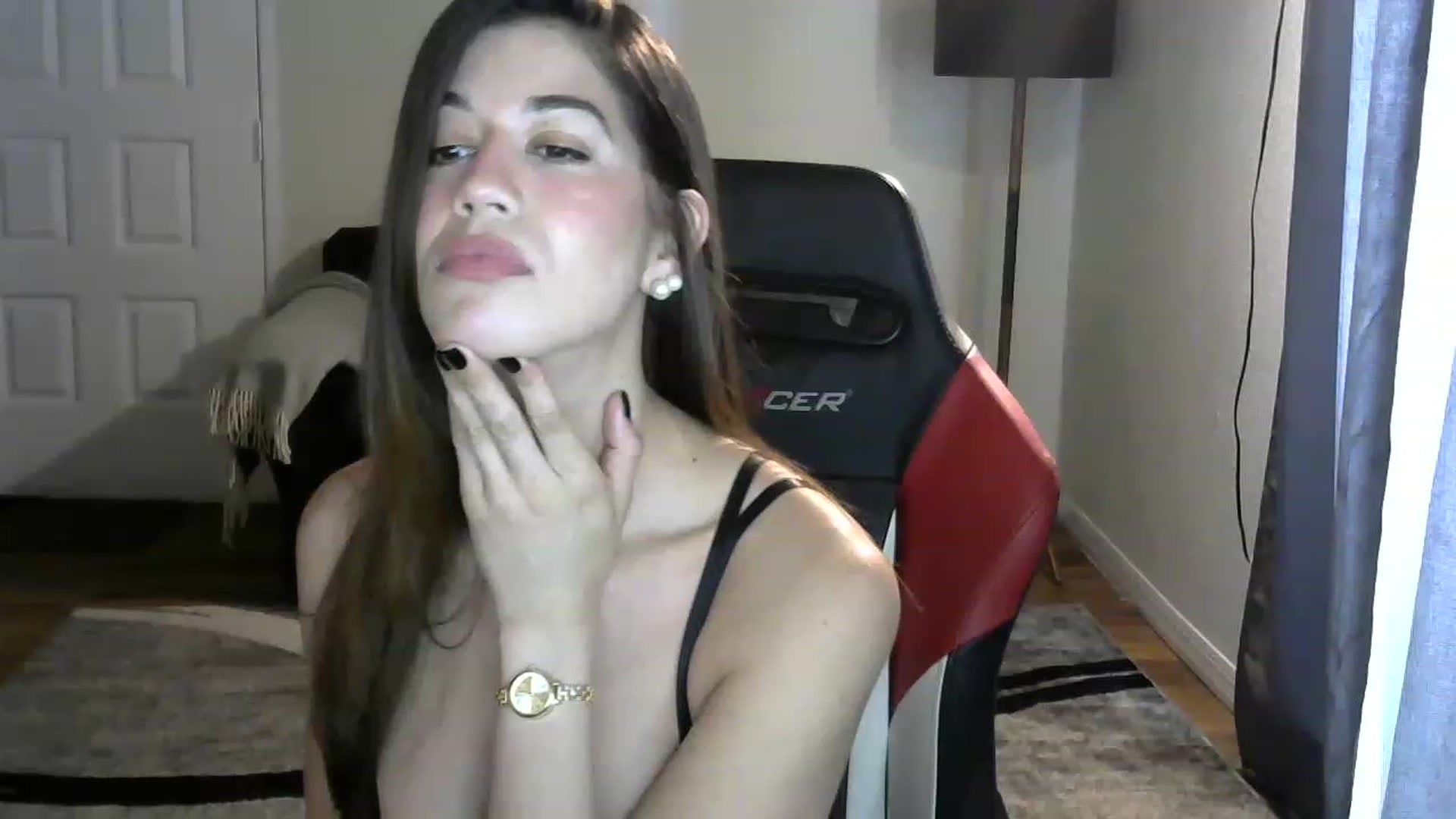 Gallery image thumbnail from ReinaVictoria's myfreecams stream on, 12/09/2022, 15:14 image 10 of 20