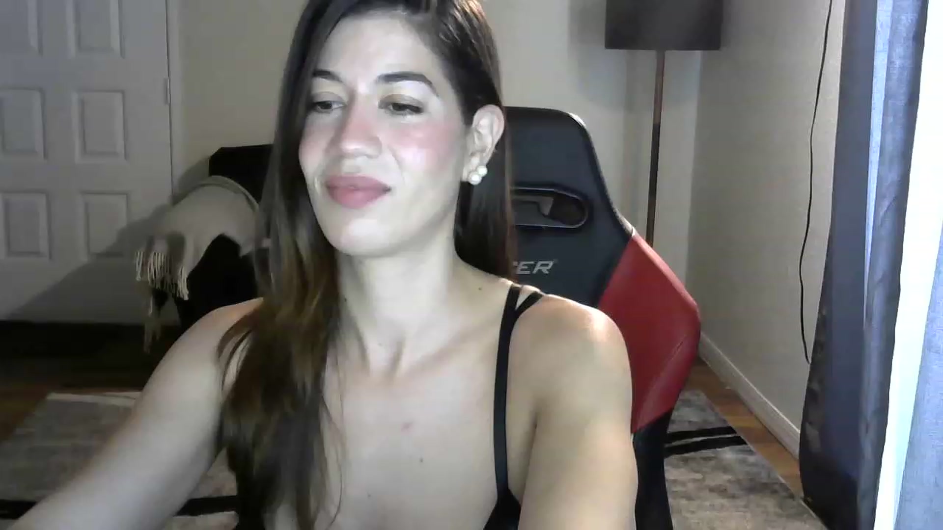 Gallery image thumbnail from ReinaVictoria's myfreecams stream on, 12/09/2022, 15:14 image 13 of 20