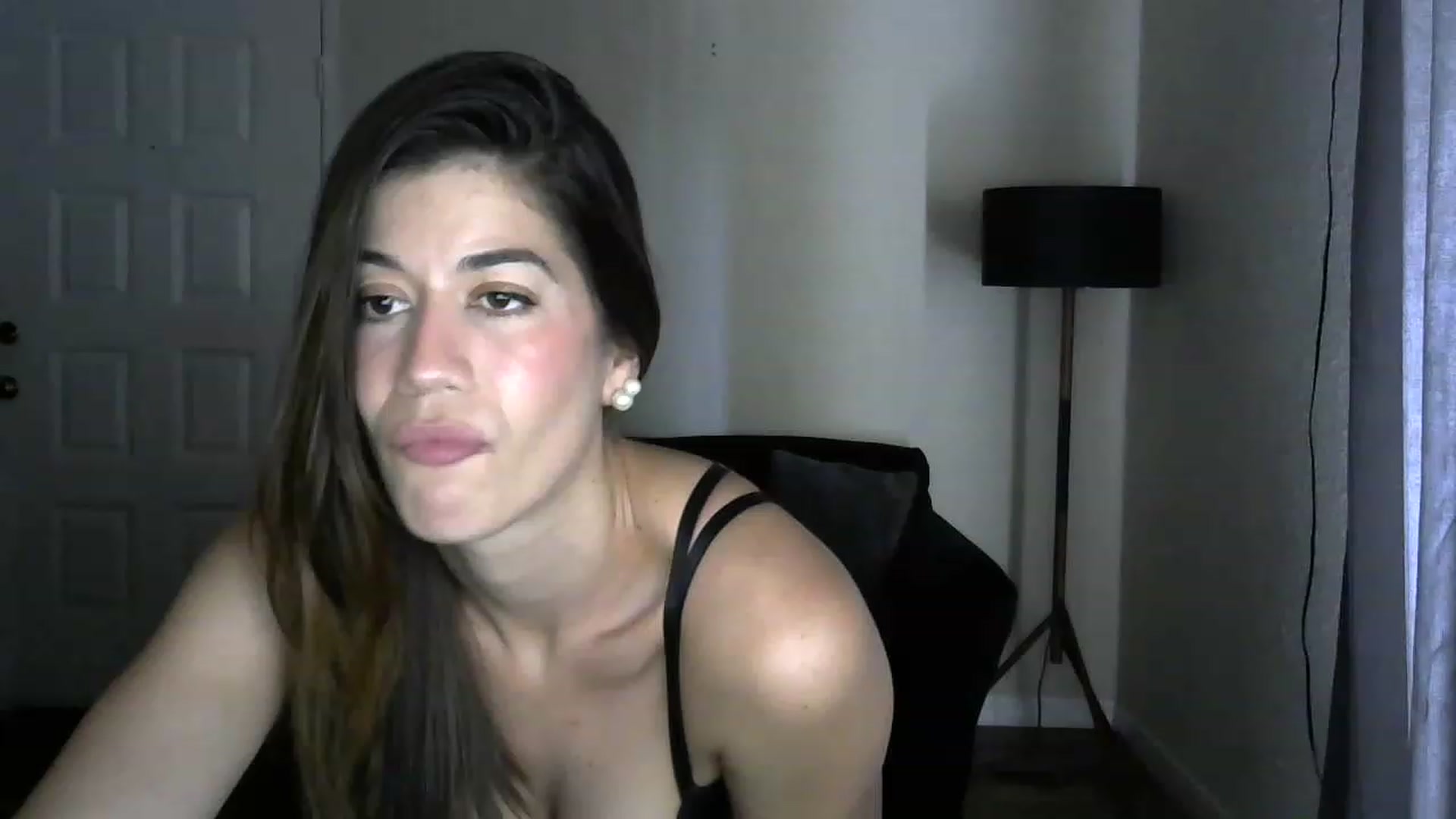 Gallery image thumbnail from ReinaVictoria's myfreecams stream on, 12/09/2022, 18:23 image 17 of 20
