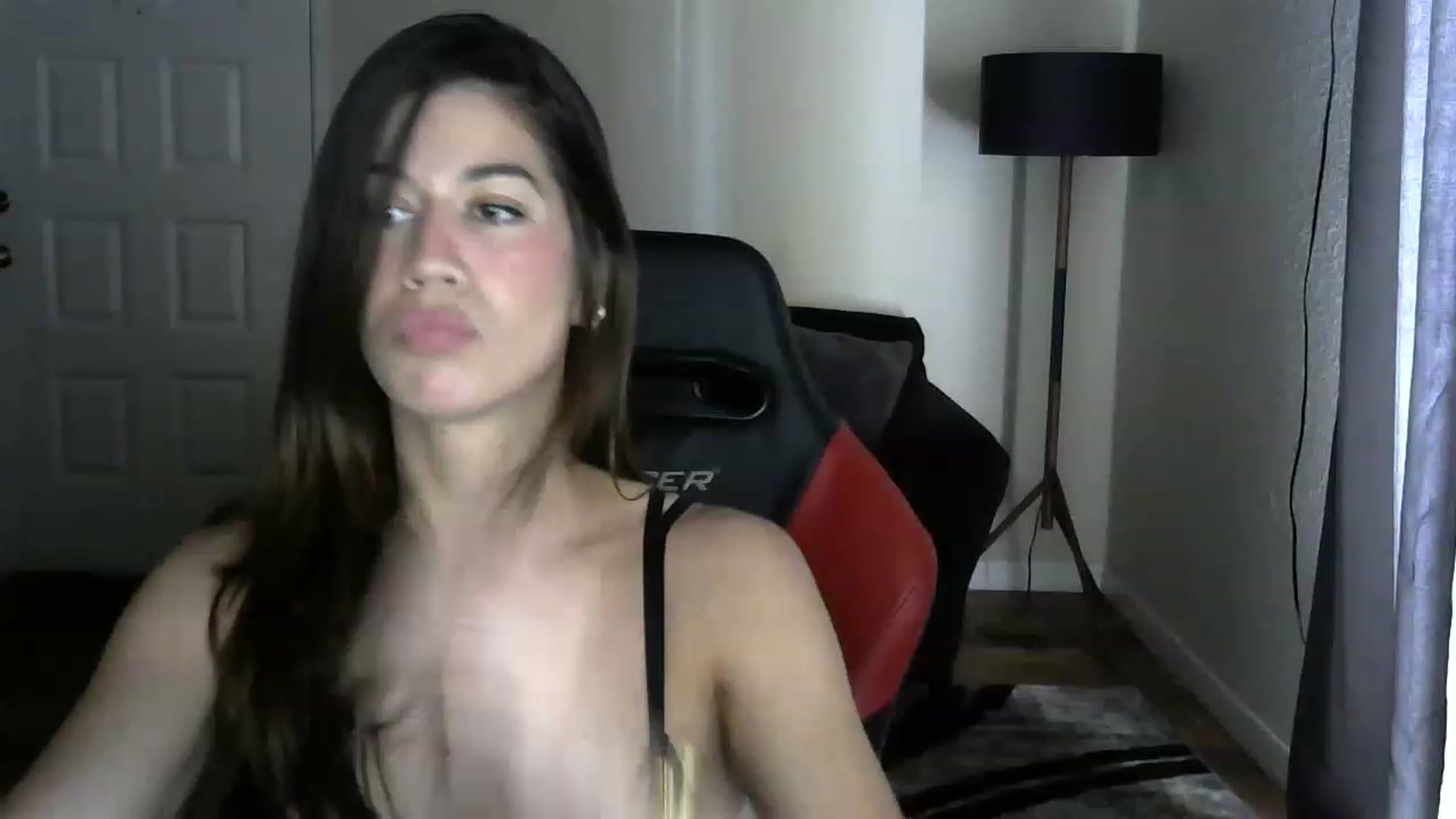 Gallery image thumbnail from ReinaVictoria's myfreecams stream on, 12/09/2022, 18:23 image 4 of 20