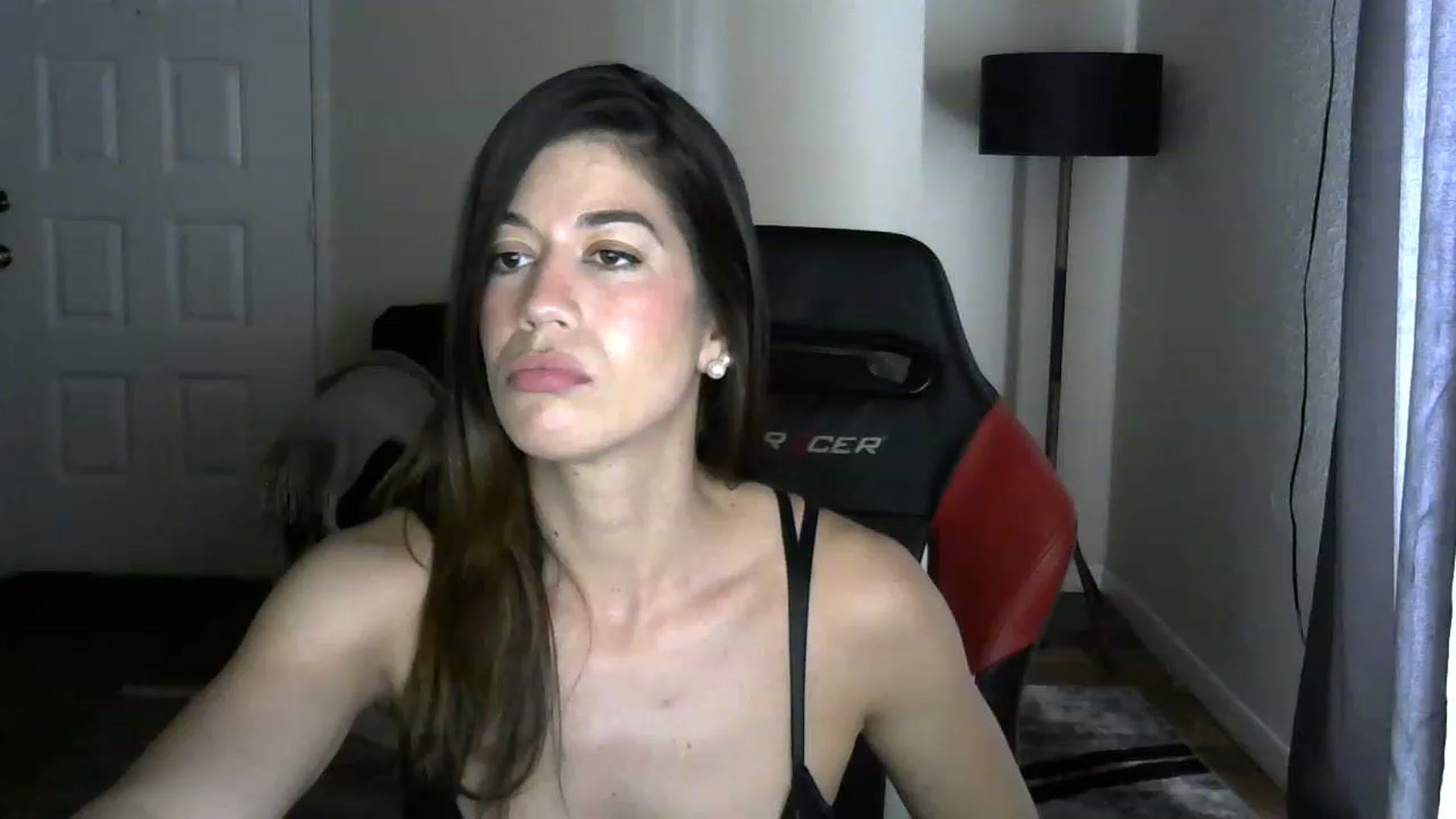 Gallery image thumbnail from ReinaVictoria's myfreecams stream on, 12/09/2022, 18:23 image 8 of 20