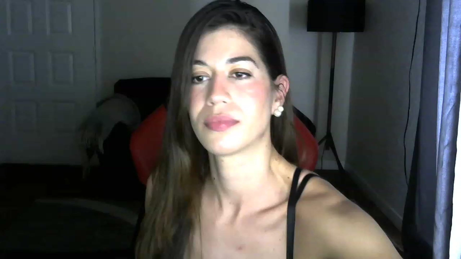 Gallery image thumbnail from ReinaVictoria's myfreecams stream on, 12/09/2022, 18:57 image 16 of 20