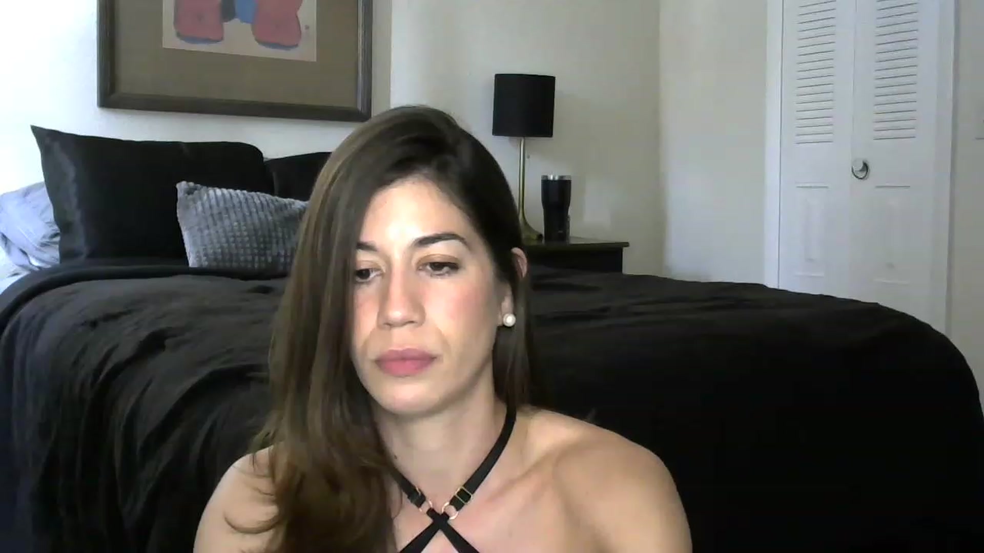 Gallery image thumbnail from ReinaVictoria's myfreecams stream on, 12/12/2022, 17:13 image 3 of 20