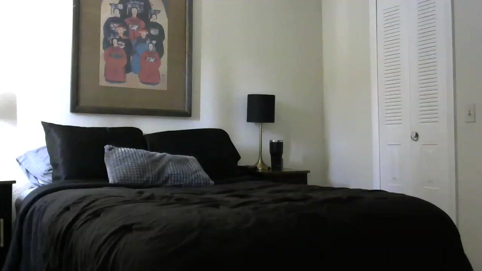 Gallery image thumbnail from ReinaVictoria's myfreecams stream on, 12/12/2022, 17:44 image 5 of 20