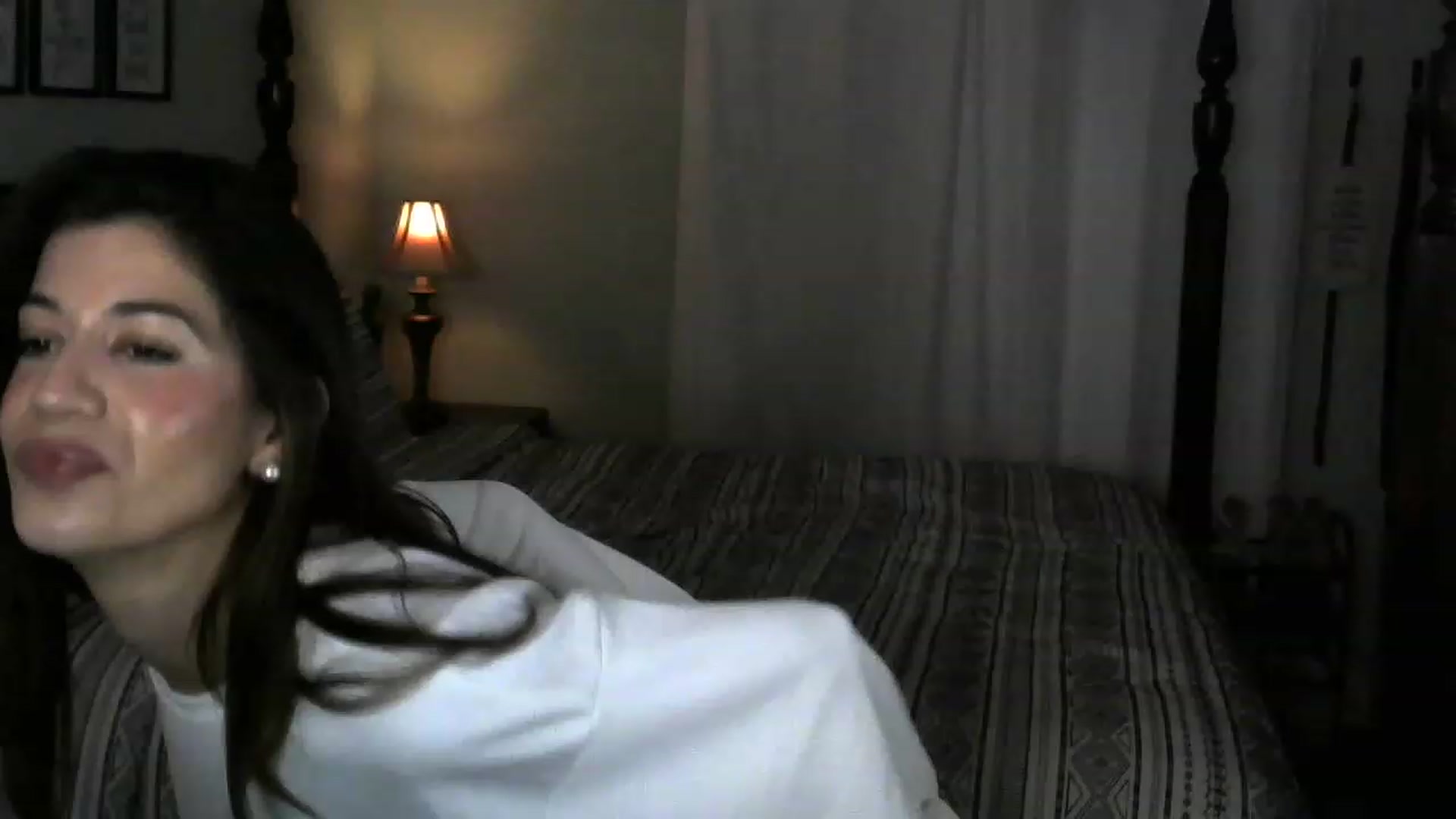 Gallery image thumbnail from ReinaVictoria's myfreecams stream on, 12/14/2022, 23:55 image 18 of 20