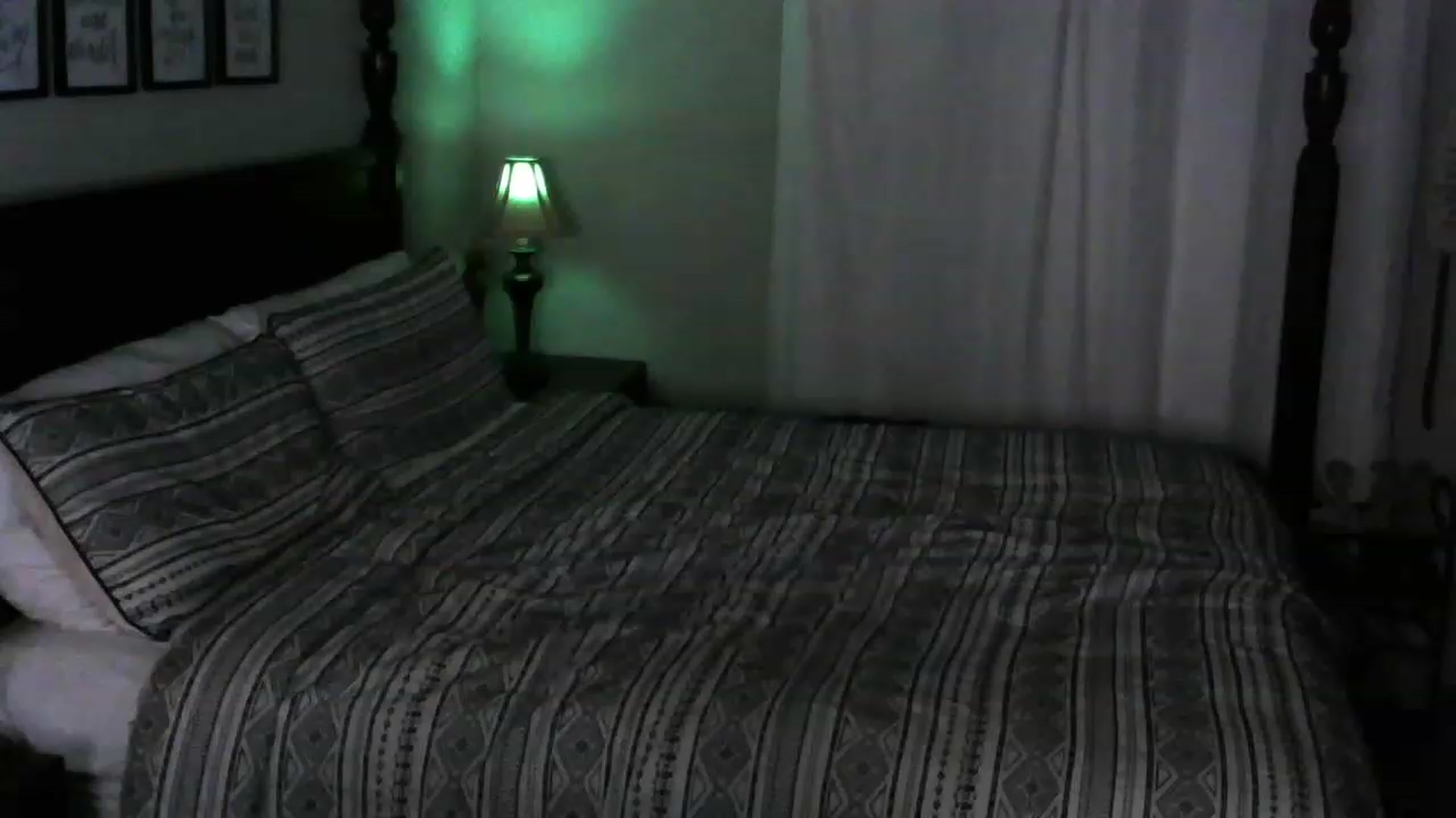 Gallery image thumbnail from ReinaVictoria's myfreecams stream on, 12/14/2022, 23:55 image 1 of 20