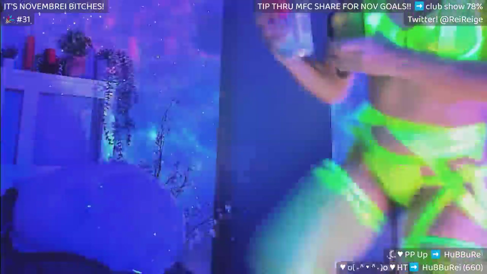 Gallery image thumbnail from Reive's myfreecams stream on, 11/25/2024, 18:37 image 13 of 20