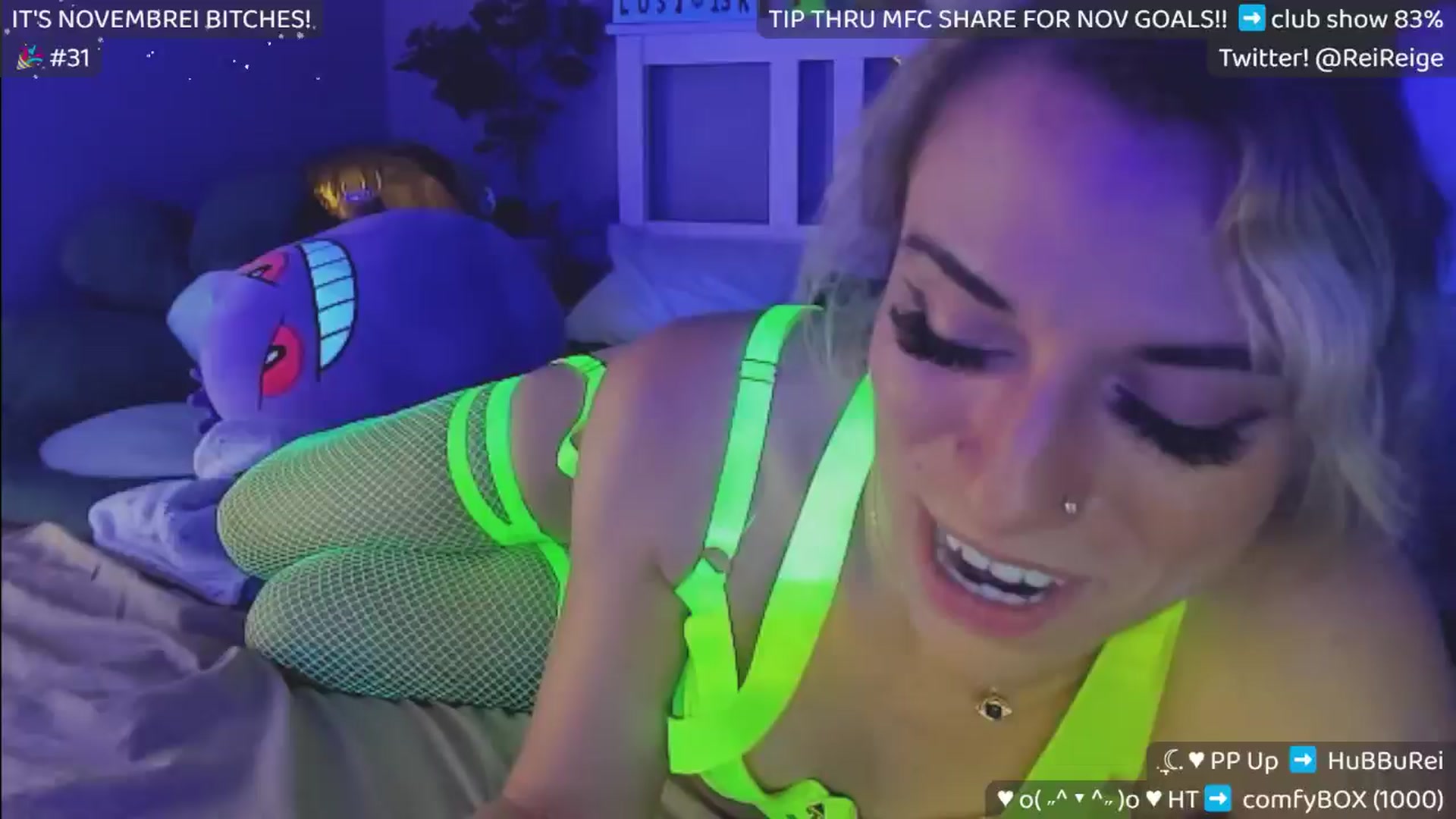 Gallery image thumbnail from Reive's myfreecams stream on, 11/25/2024, 21:35 image 10 of 20